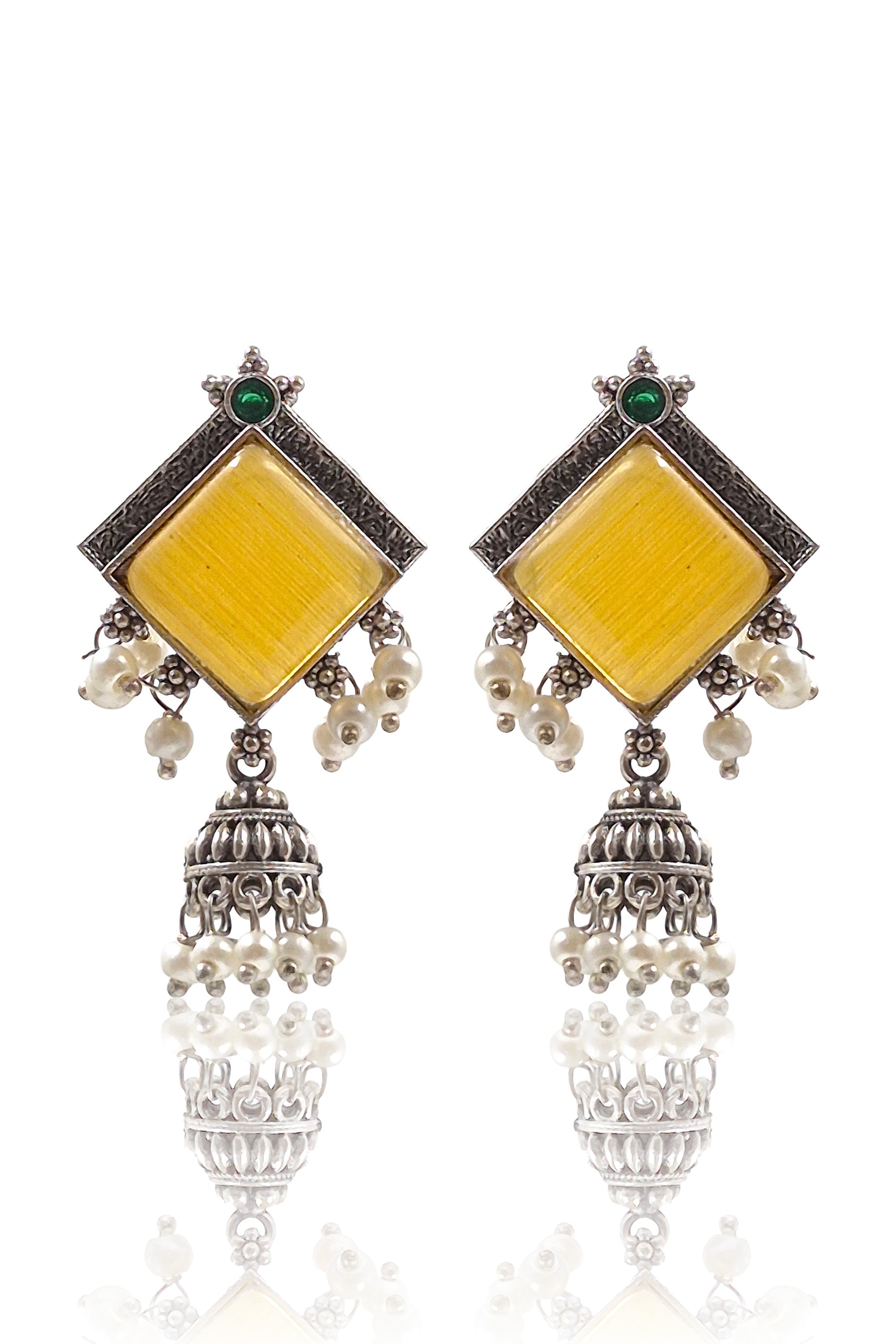 AASHAVI STONE EARRINGS