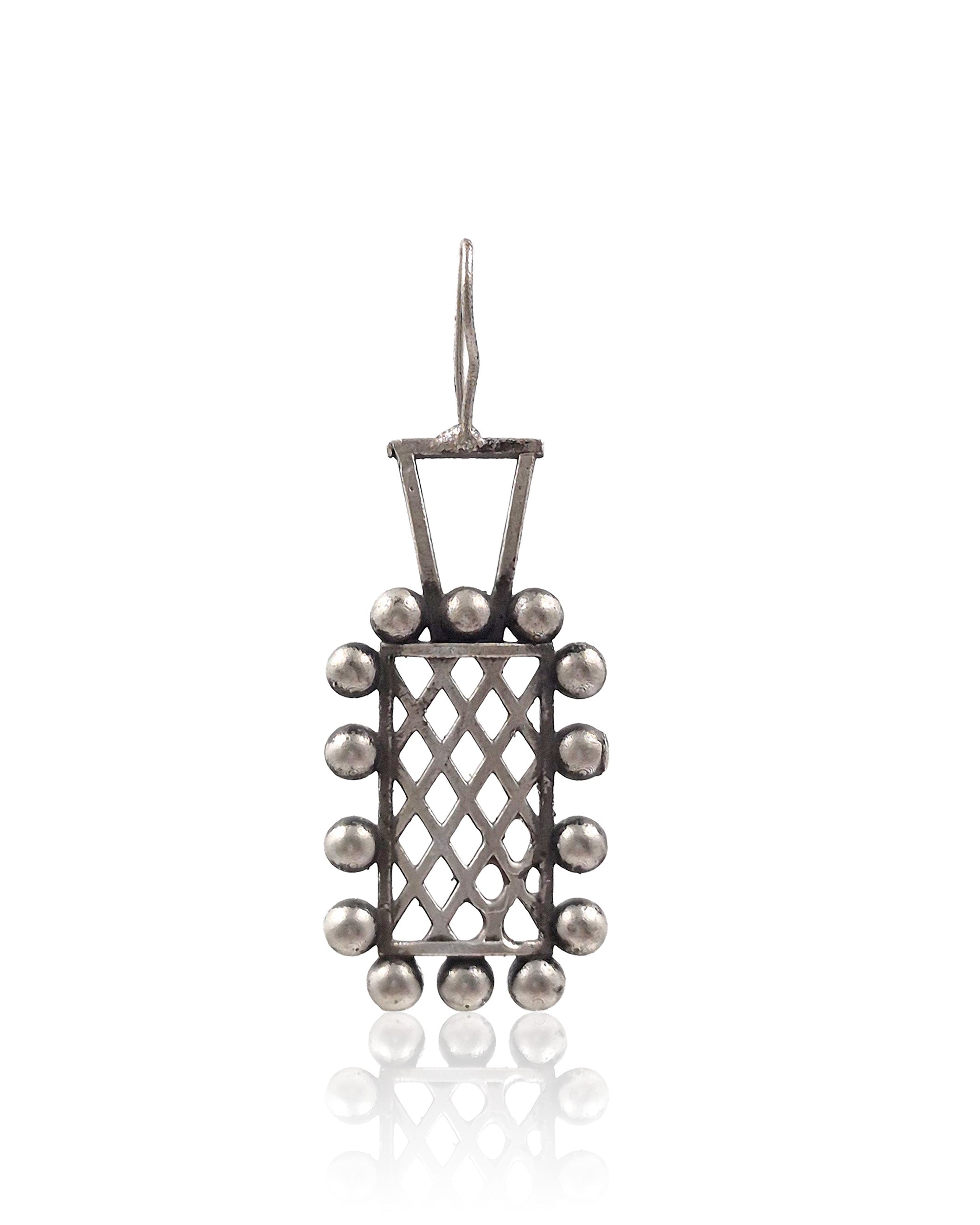 SIYA SILVER LOOKALIKE STUD EARRINGS