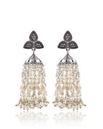 Load image into Gallery viewer, Aashi Pearl Jhumka Earrings