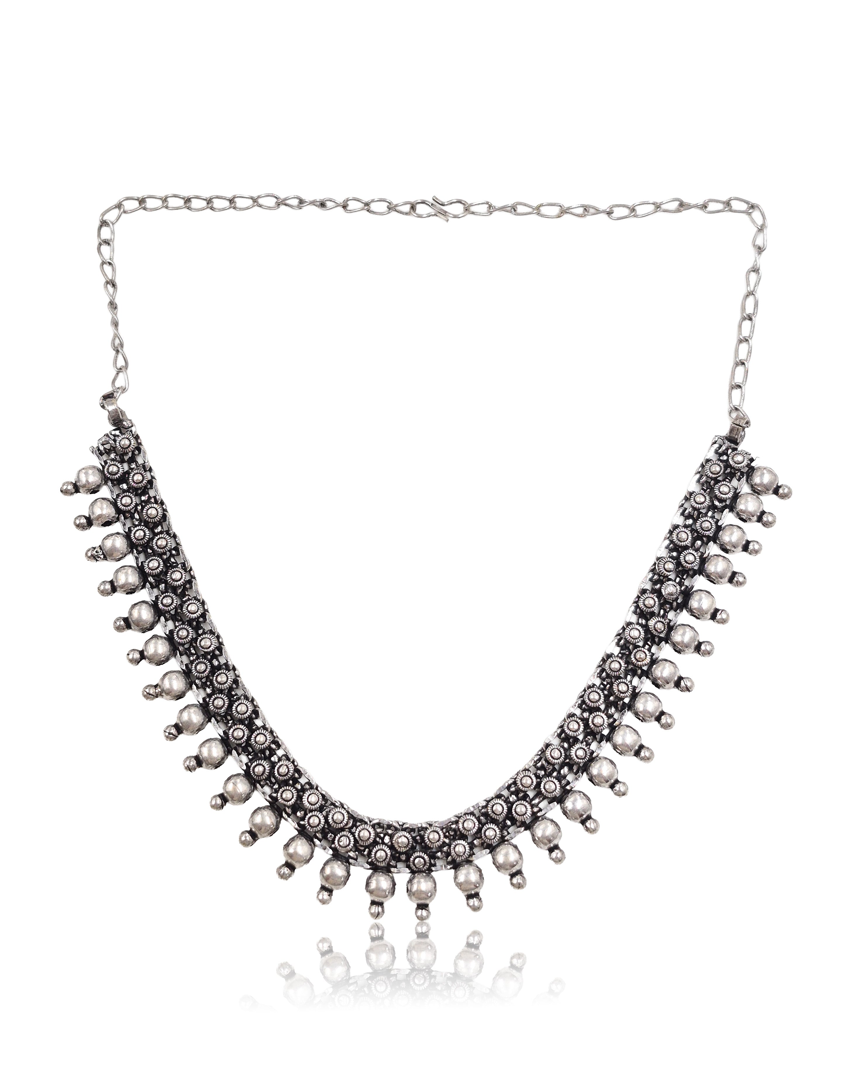 AYEZA BRASS MATERIAL SHORT NECKLACE