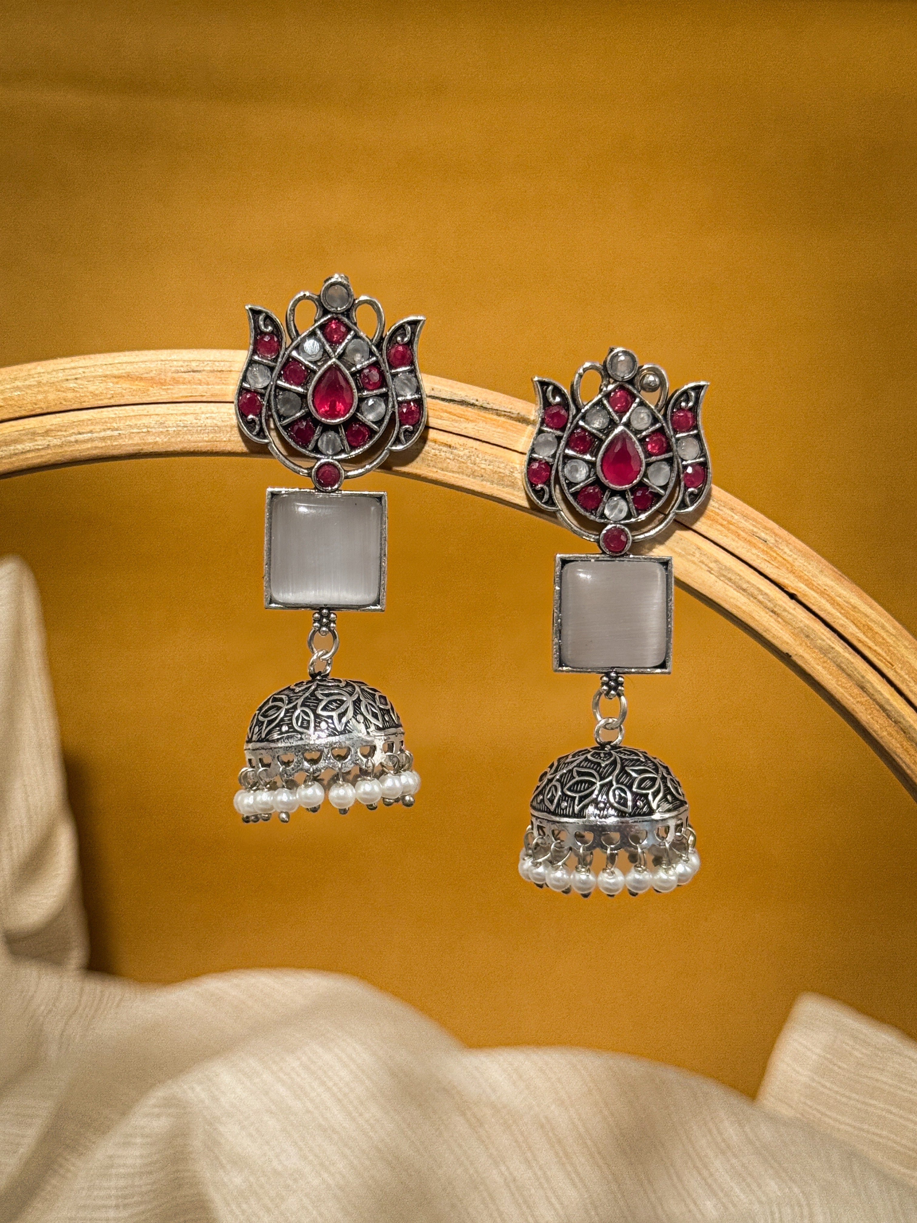 Aanya Stone Jhumka Earrings