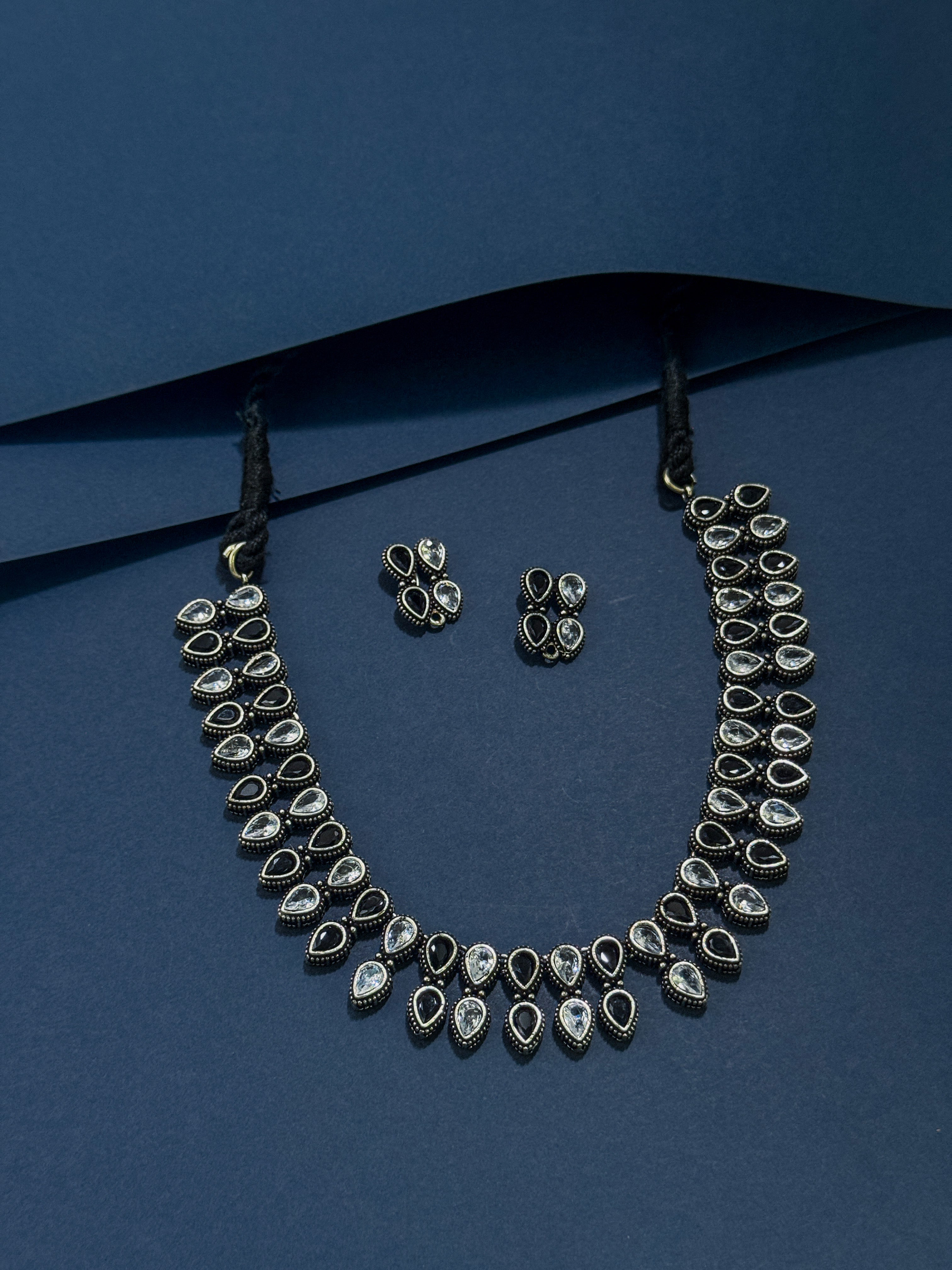 Jiyana Stone Necklace Set