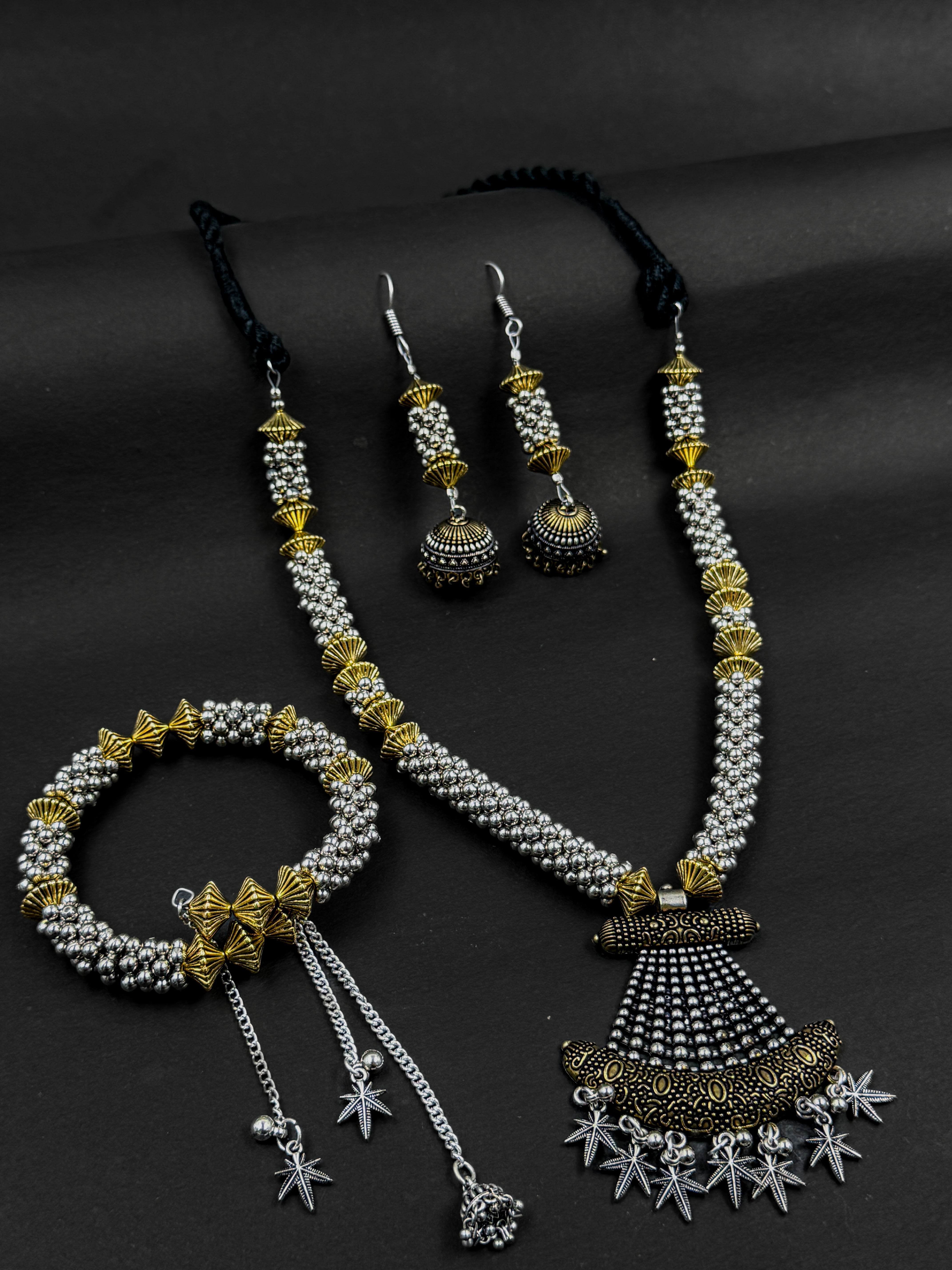 SARIKA DUAL TONE JEWELLERY SET COMBO