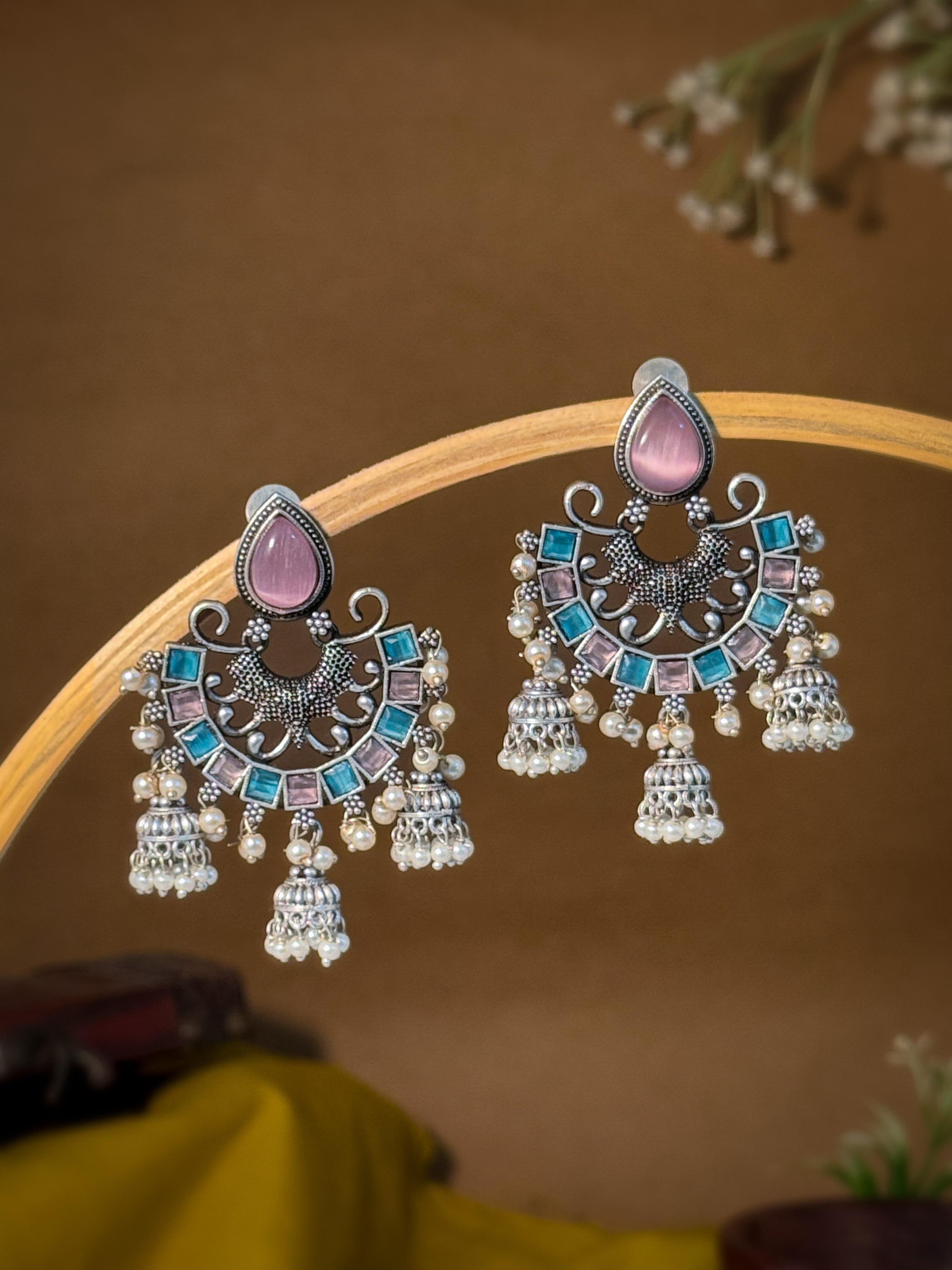 RAHA STONE JHUMKA EARRINGS