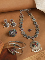 Load image into Gallery viewer, Nitya Stone Jewellery Set