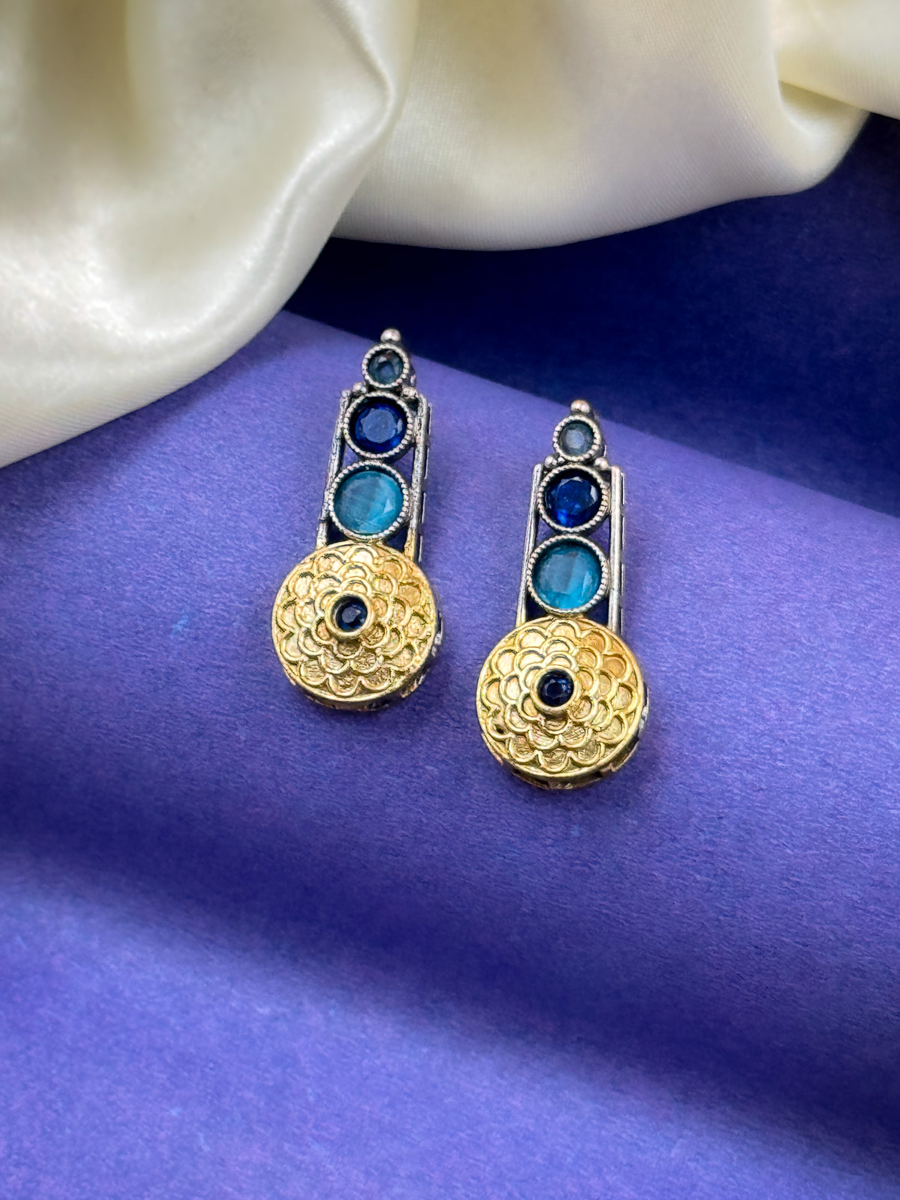 LAVANYA STONE NECKLACE SET