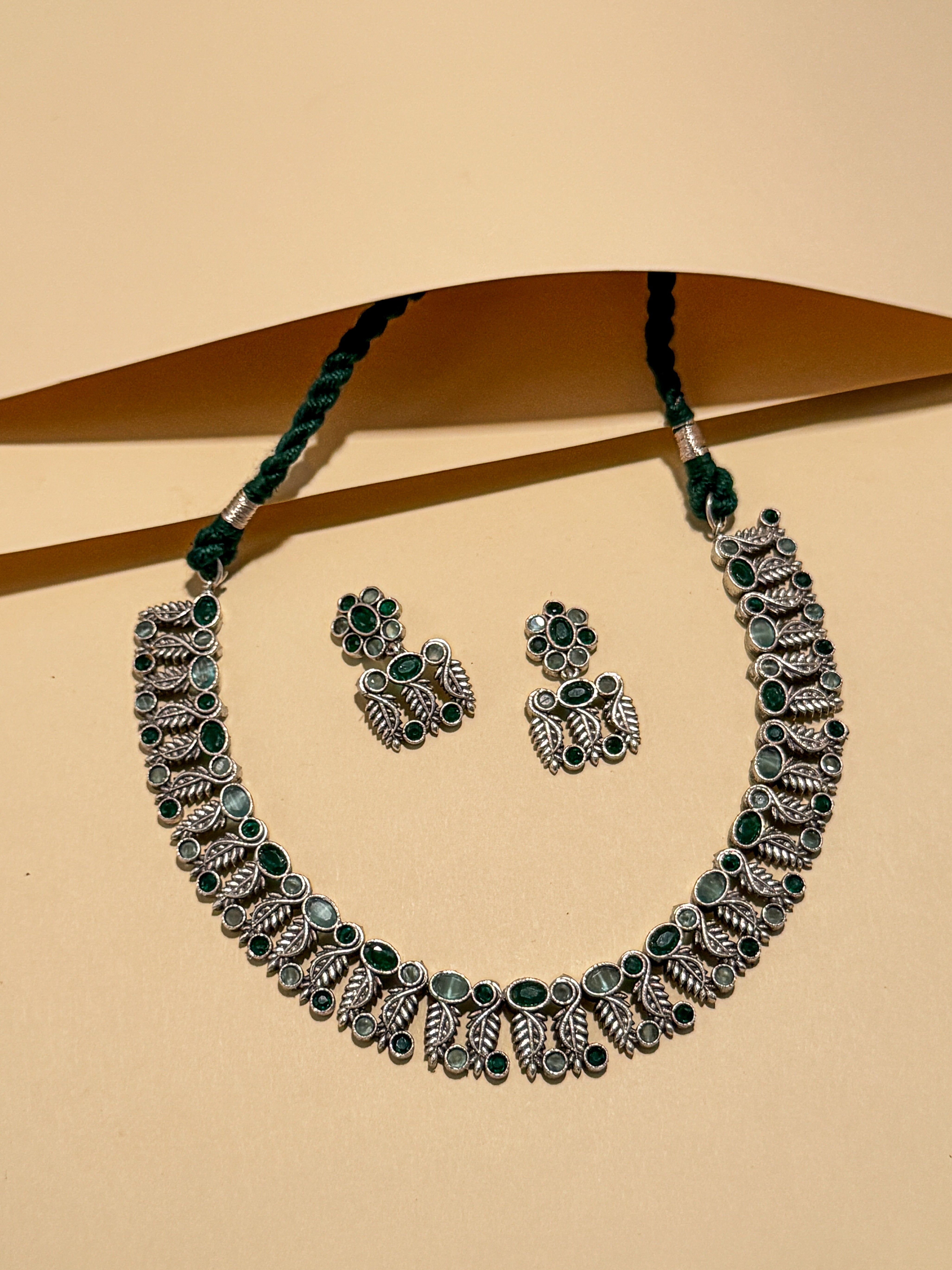 Navya Stone Necklace Set