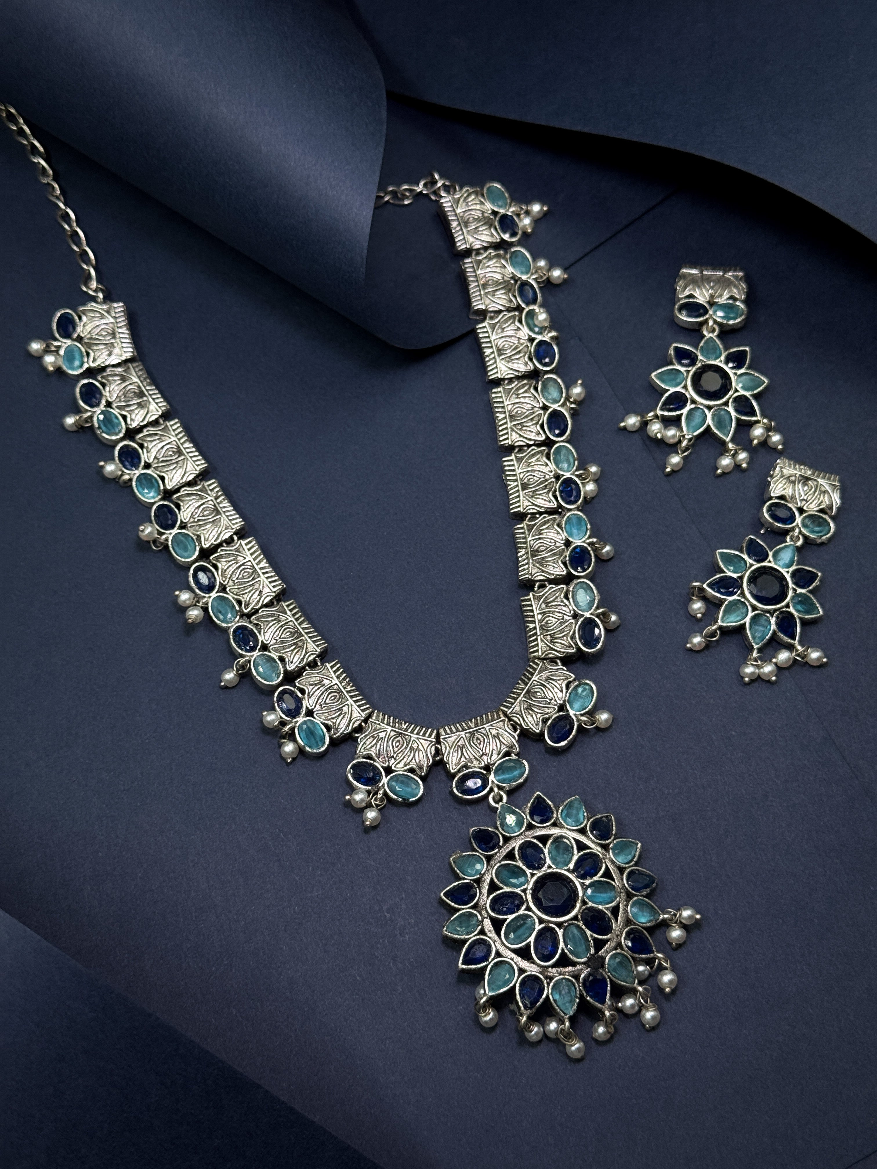 Sanya Stone Necklace Set
