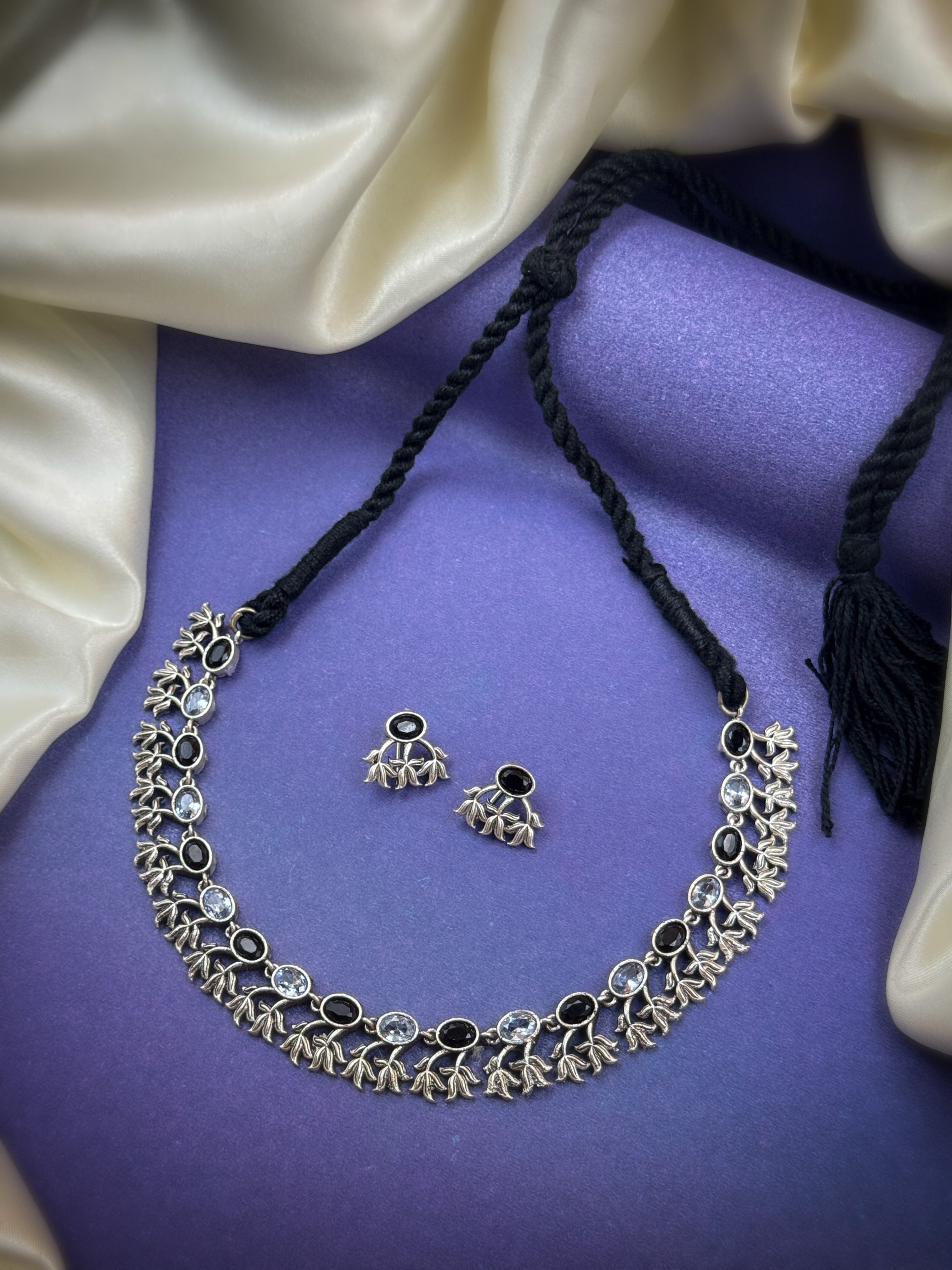 ITIKA STONE NECKLACE SET