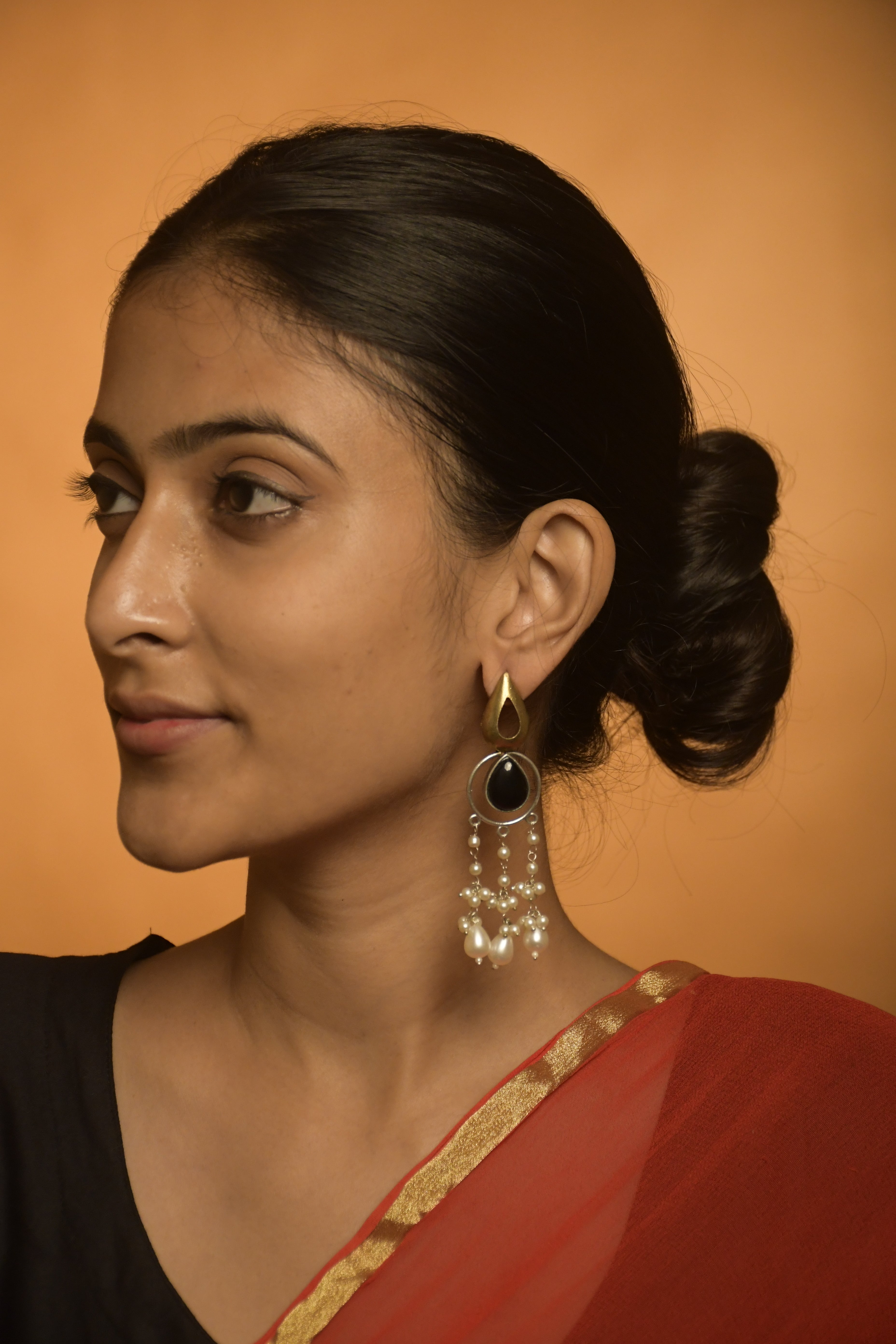 Noir Pearl Dangler Earrings