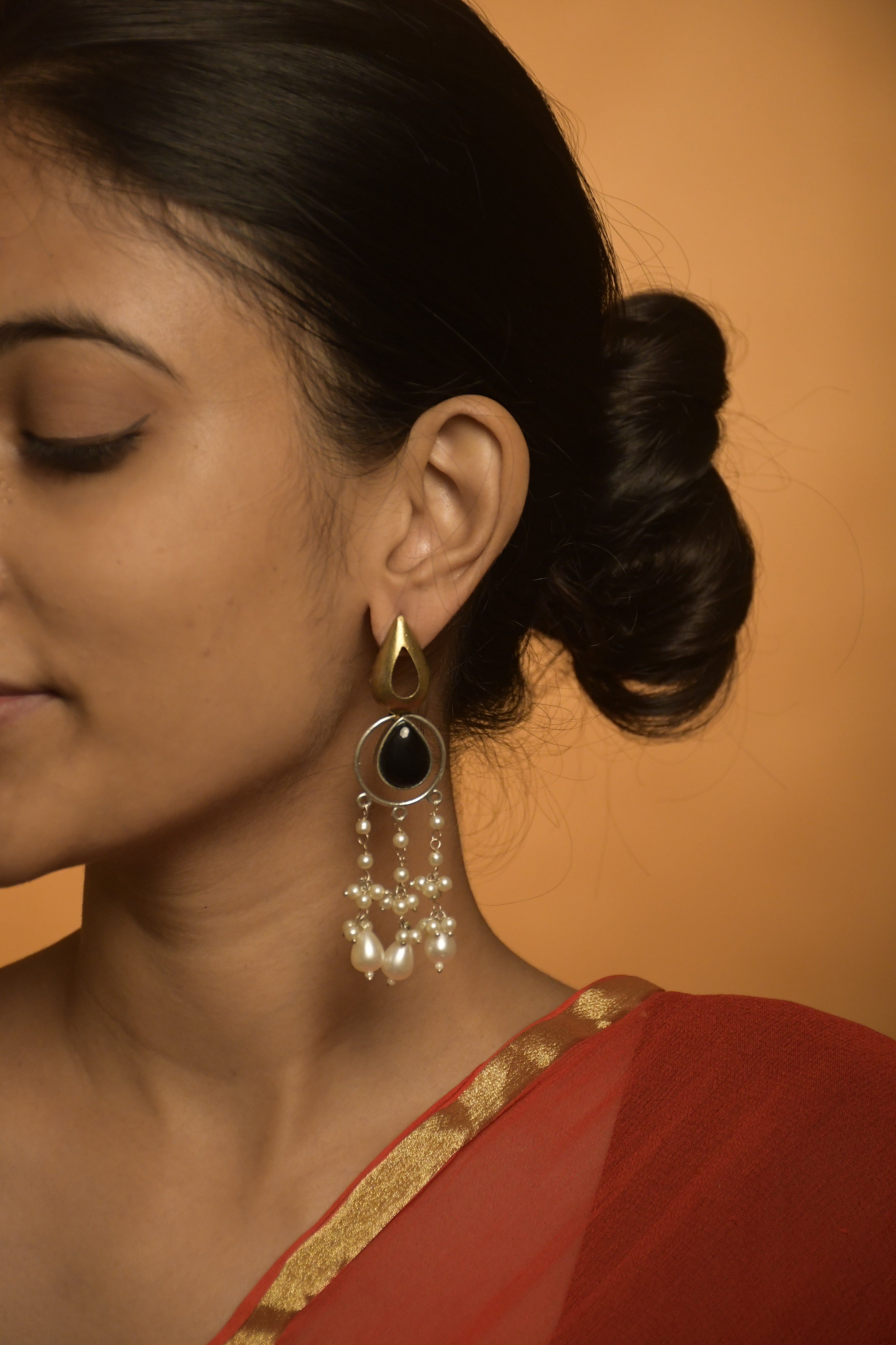 Noir Pearl Dangler Earrings