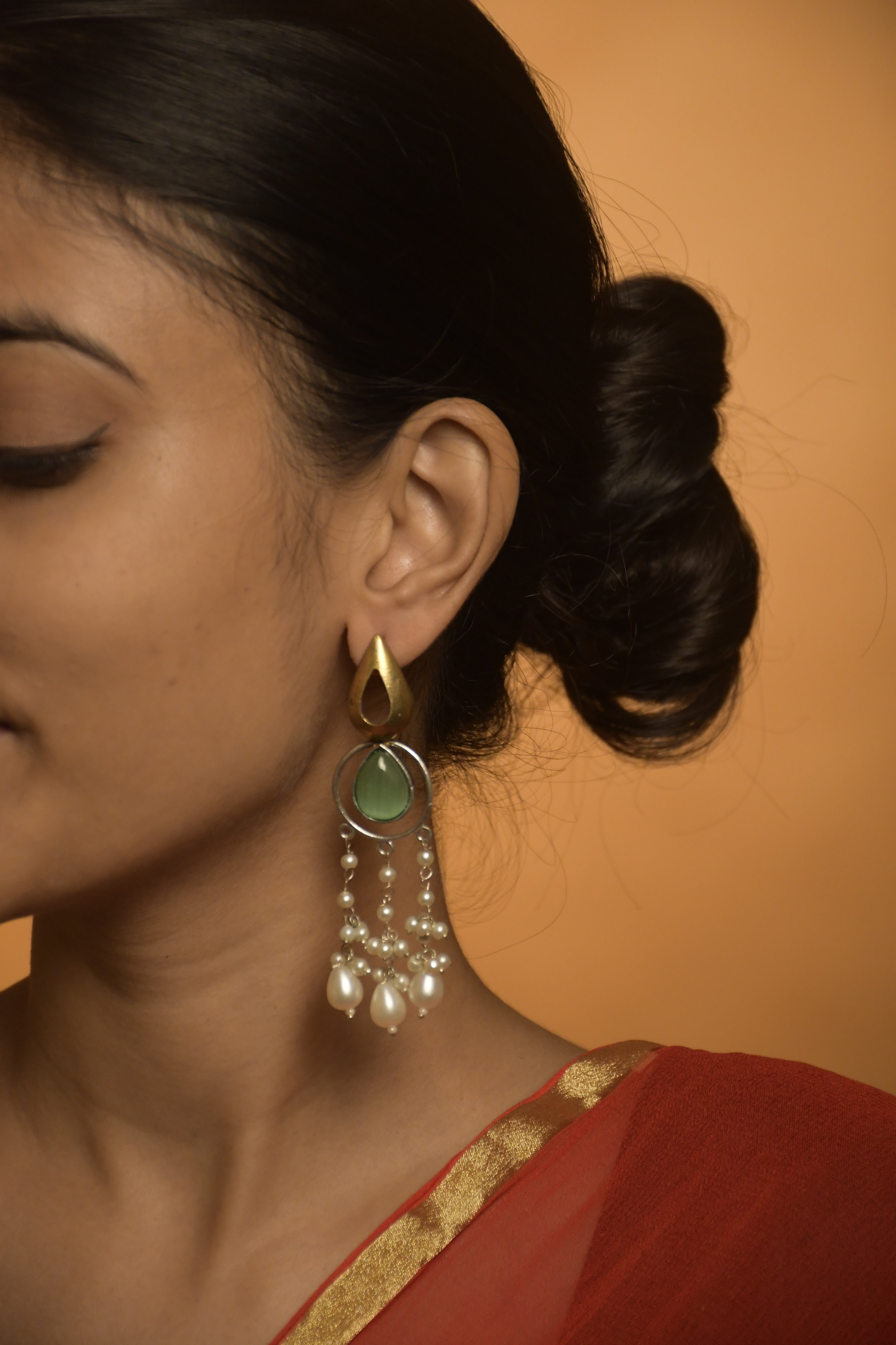 Noir Pearl Dangler Earrings