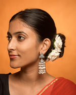 Load image into Gallery viewer, Aashi Pearl Jhumka Earrings