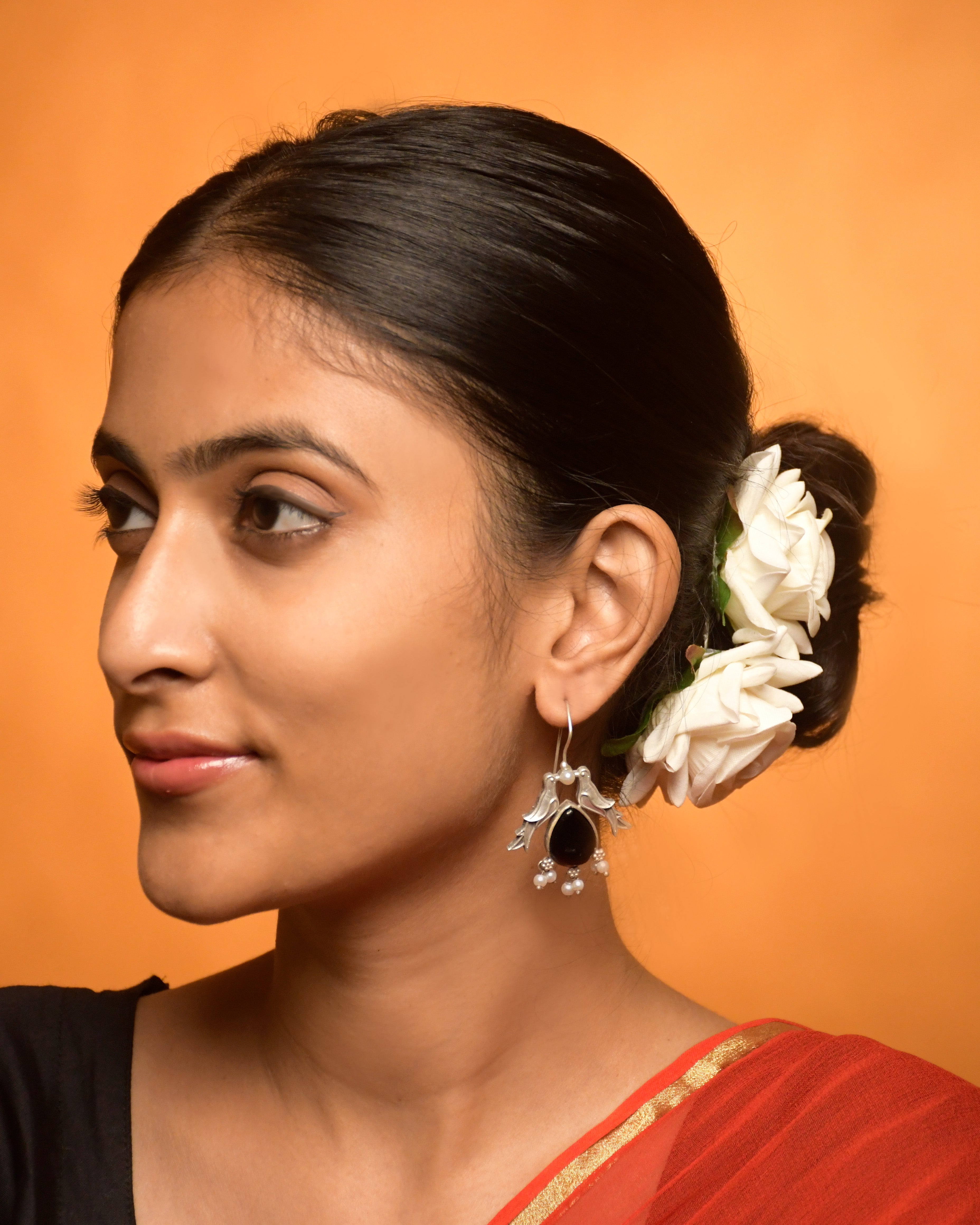 KAVITA OXIDISED STUD EARRINGS
