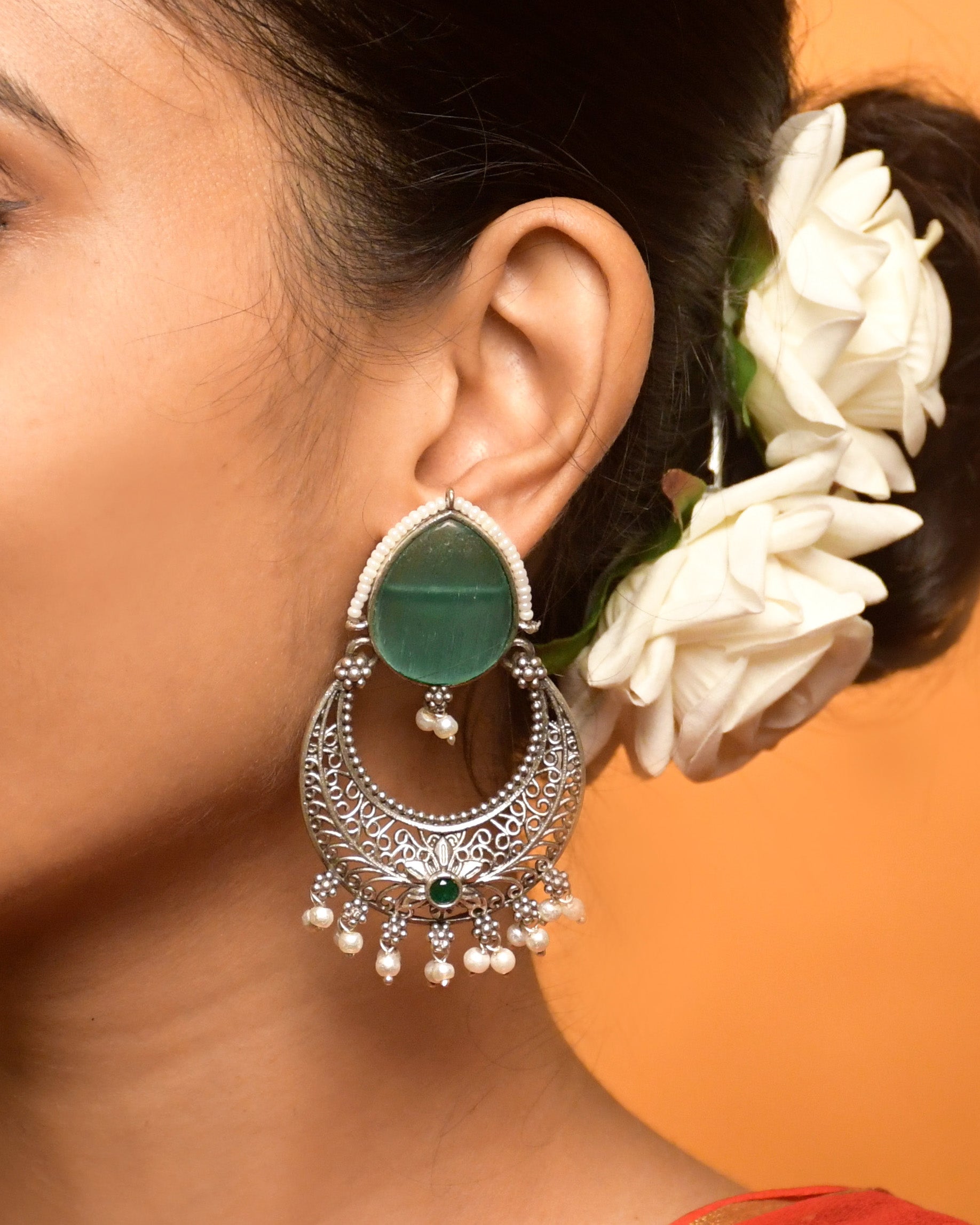 NIYA STONE DANGLER EARRINGS