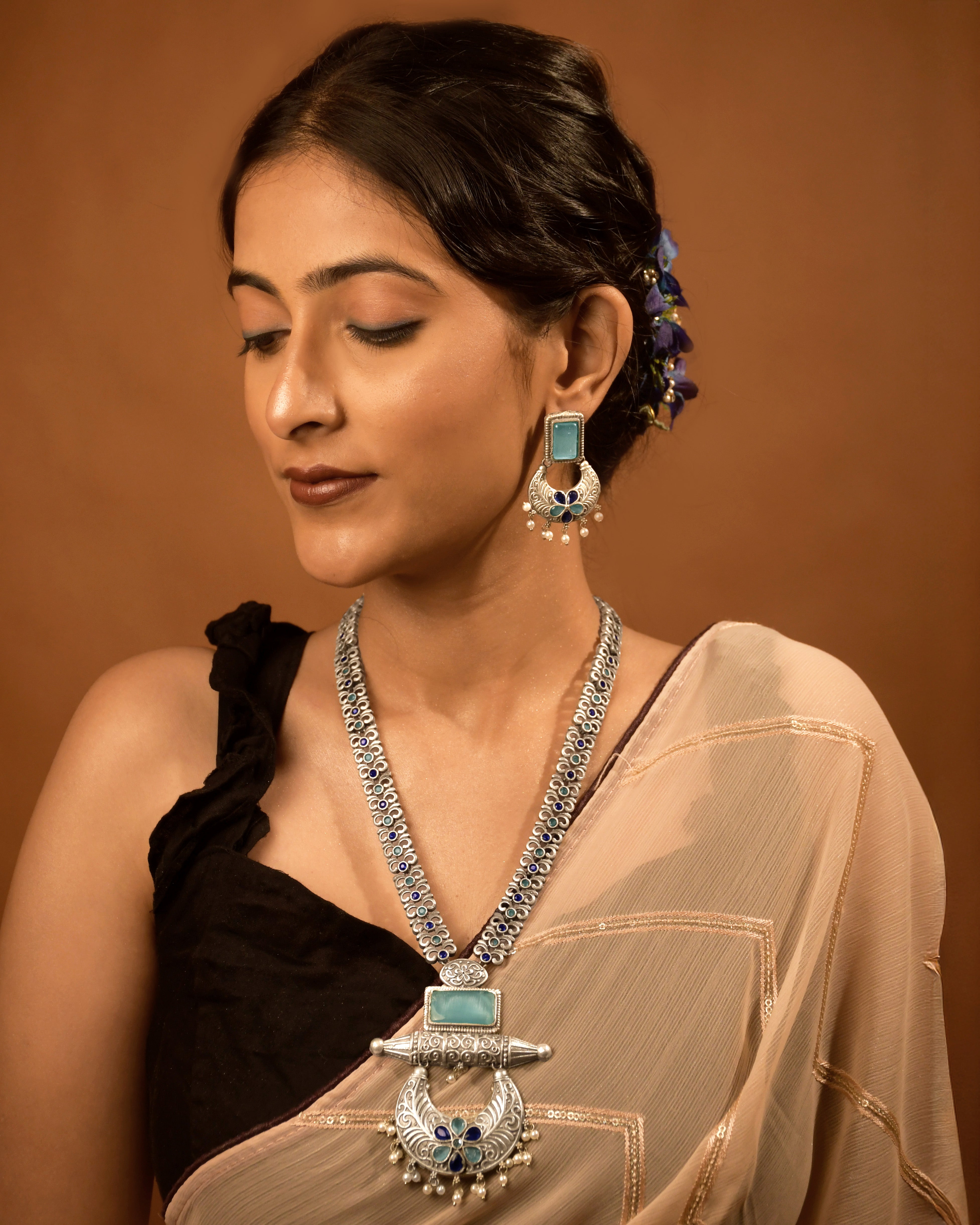 Bella Stone Necklace Set