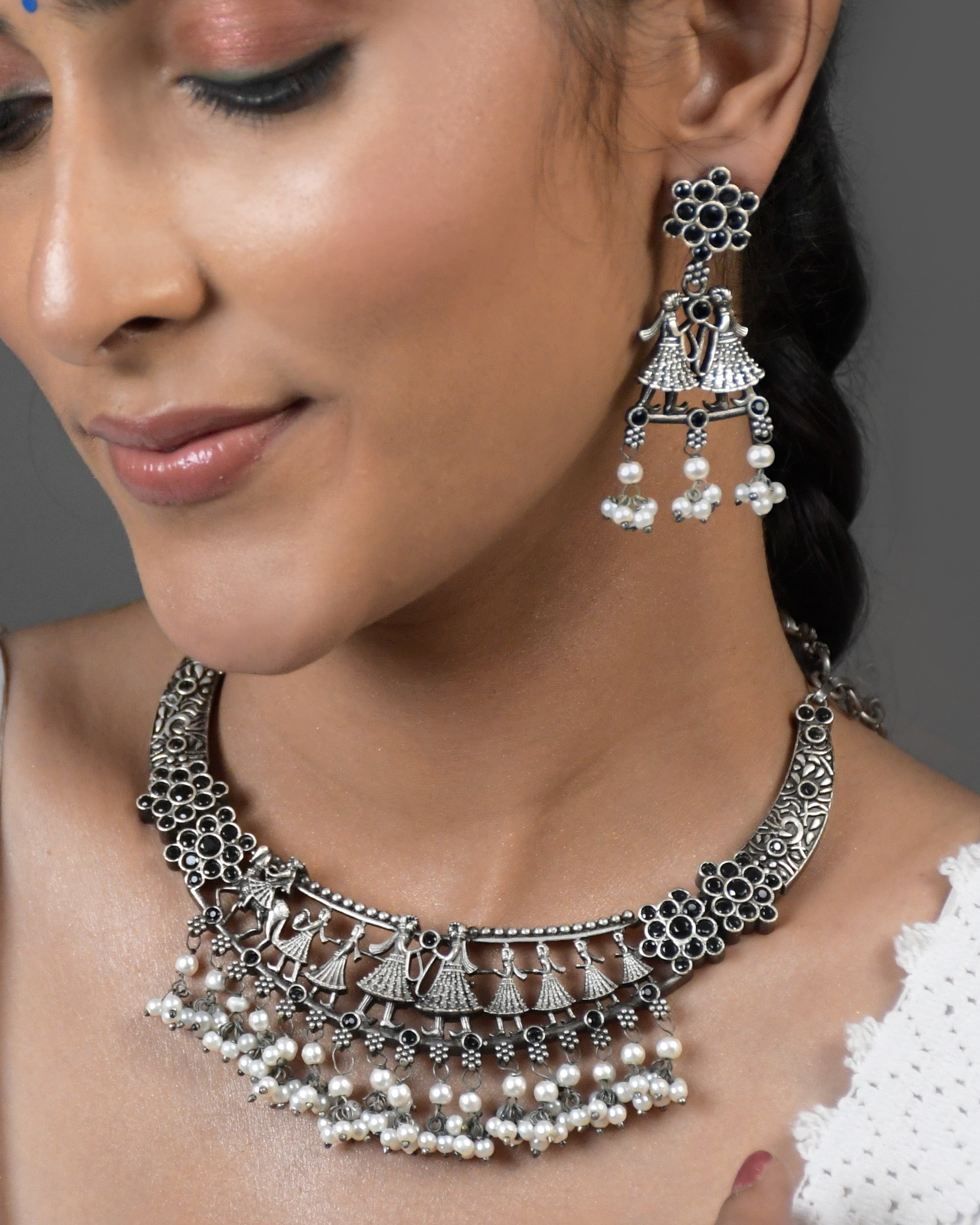 Trisha Silver Lookalike Stone Necklace Set