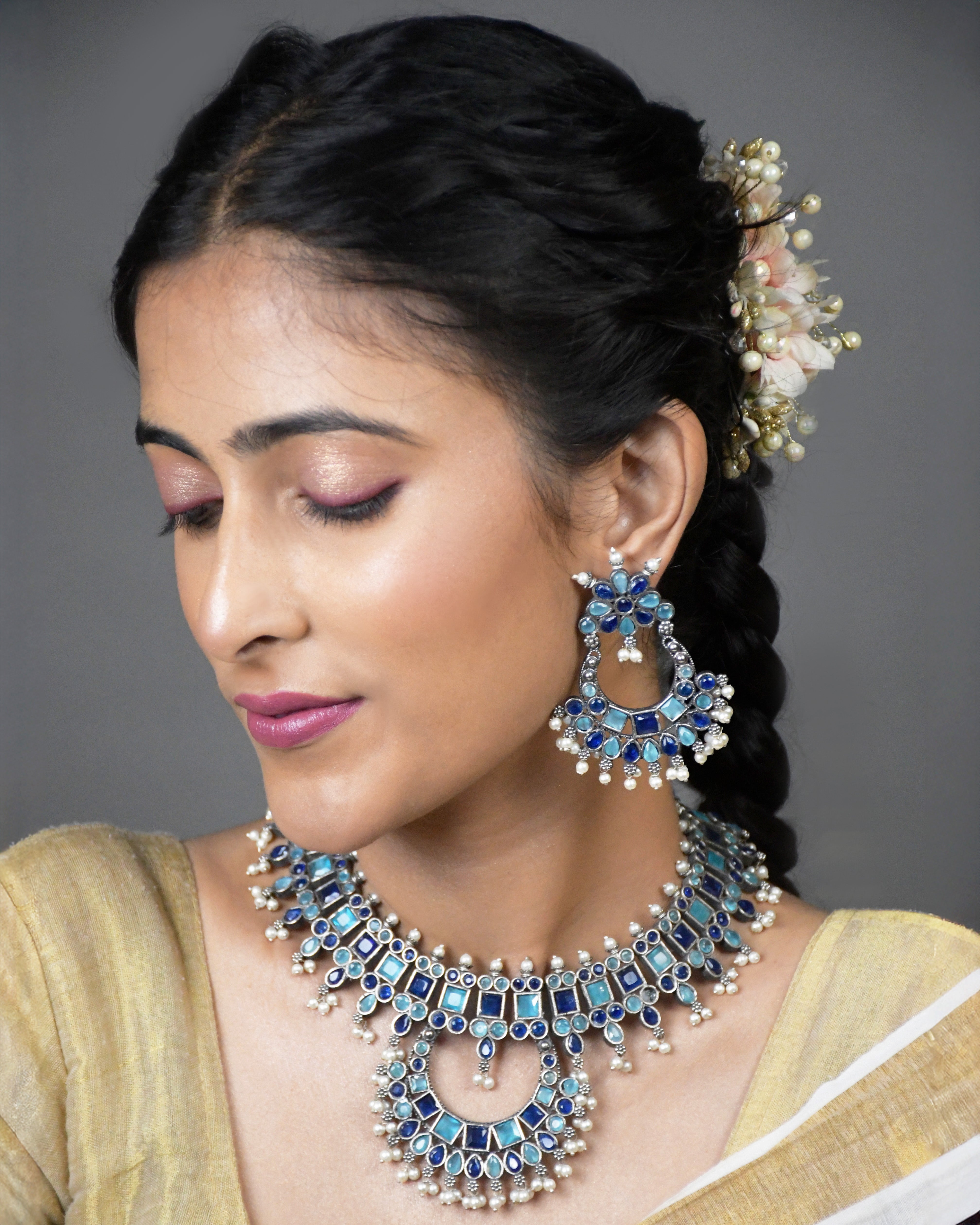 Kiya Stone Necklace Set