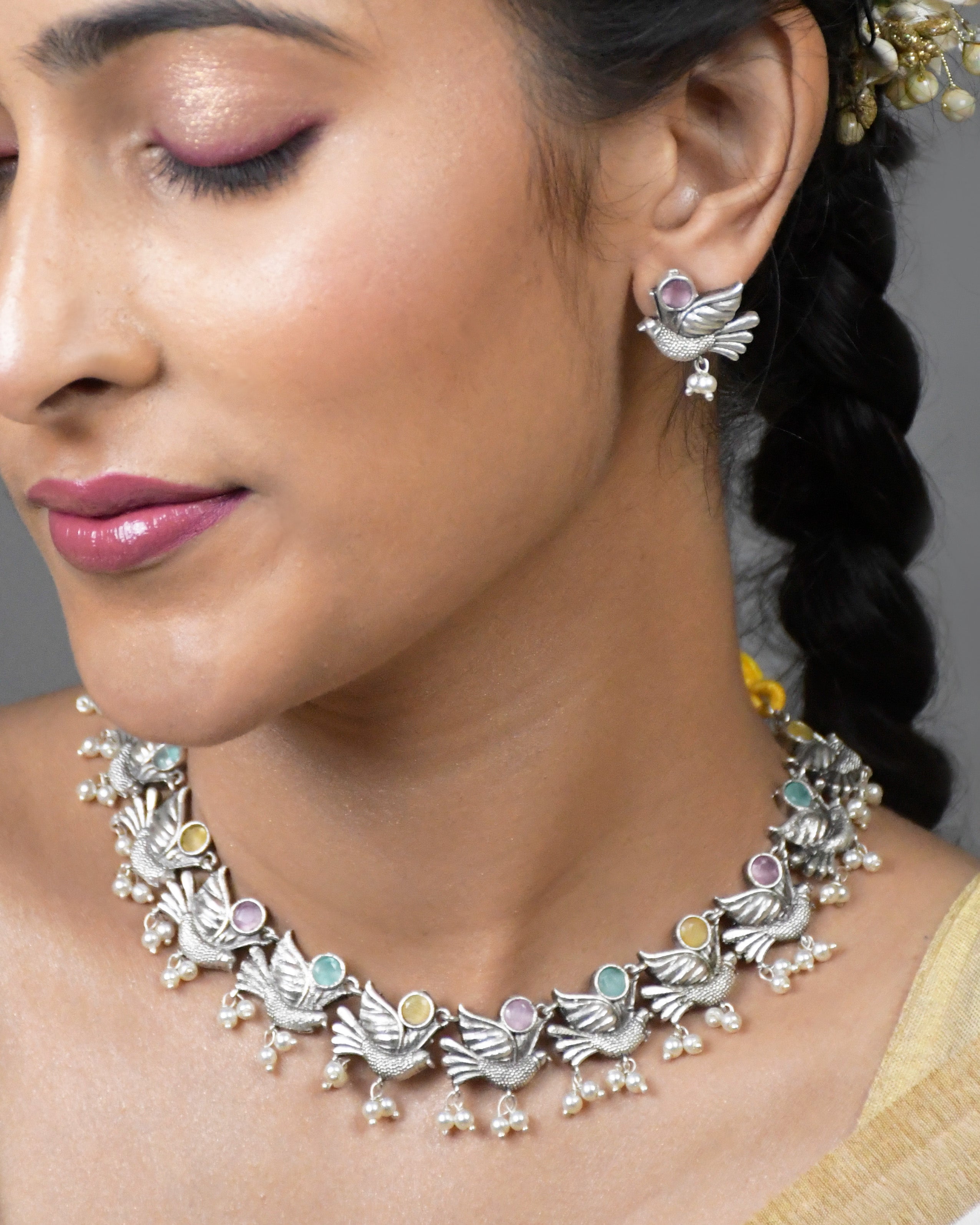 Mihika Stone Necklace Set