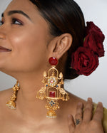 Load image into Gallery viewer, Heer Golden Earrings