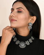 Load image into Gallery viewer, Oxidised Ghughroo Choker
