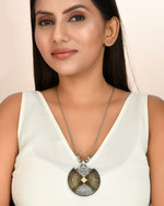 Load image into Gallery viewer, OXIDISED DUAL TONE CHAIN PENDANT