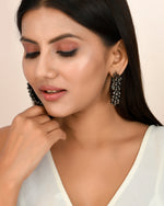 Load image into Gallery viewer, BLACK GHUNGHROO HOOPS