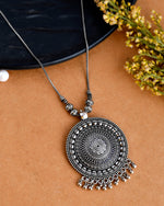 Load image into Gallery viewer, OXIDISED SILVER CHAIN PENDANT