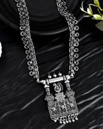 Load image into Gallery viewer, OXIDISED SPRING CHAIN PENDANT NECKLACE