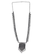 Load image into Gallery viewer, OXIDISED SPRING CHAIN PENDANT NECKLACE 01