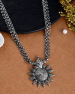 Load image into Gallery viewer, OXIDISED SPRING CHAIN PENDANT NECKLACE