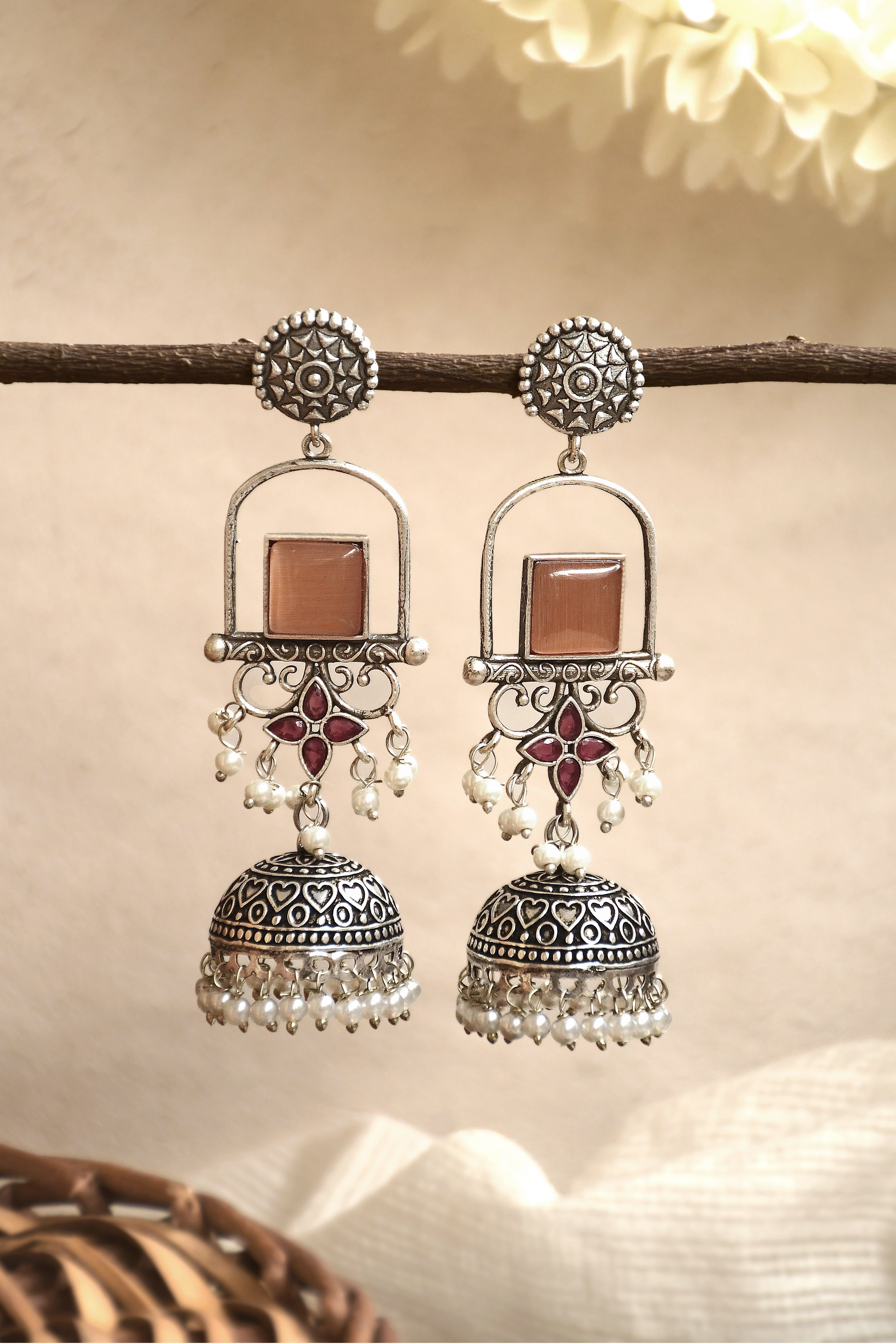 Aanvi Stone Jhumka Earrings