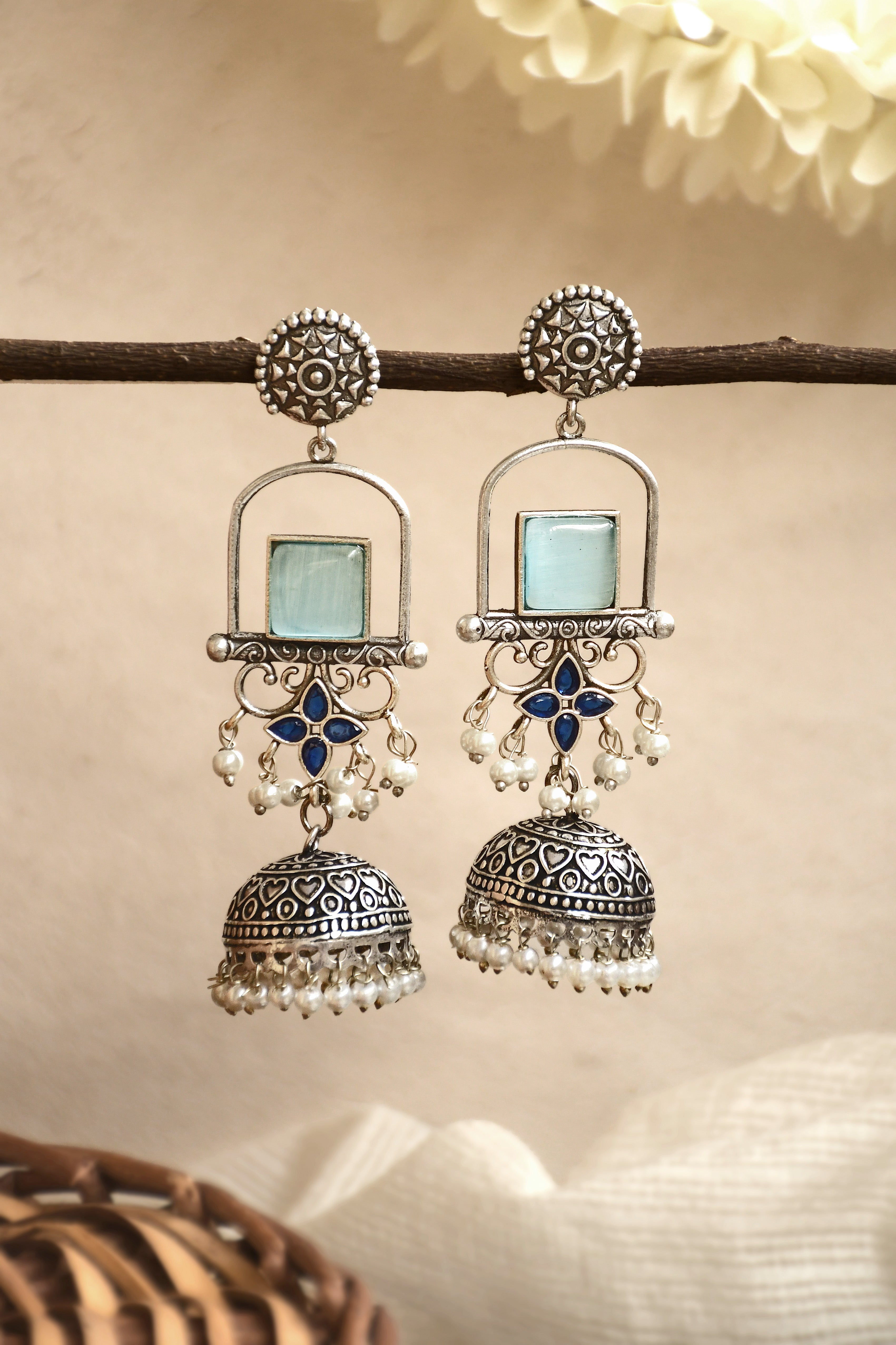 AANVI STONE JHUMKA EARRINGS