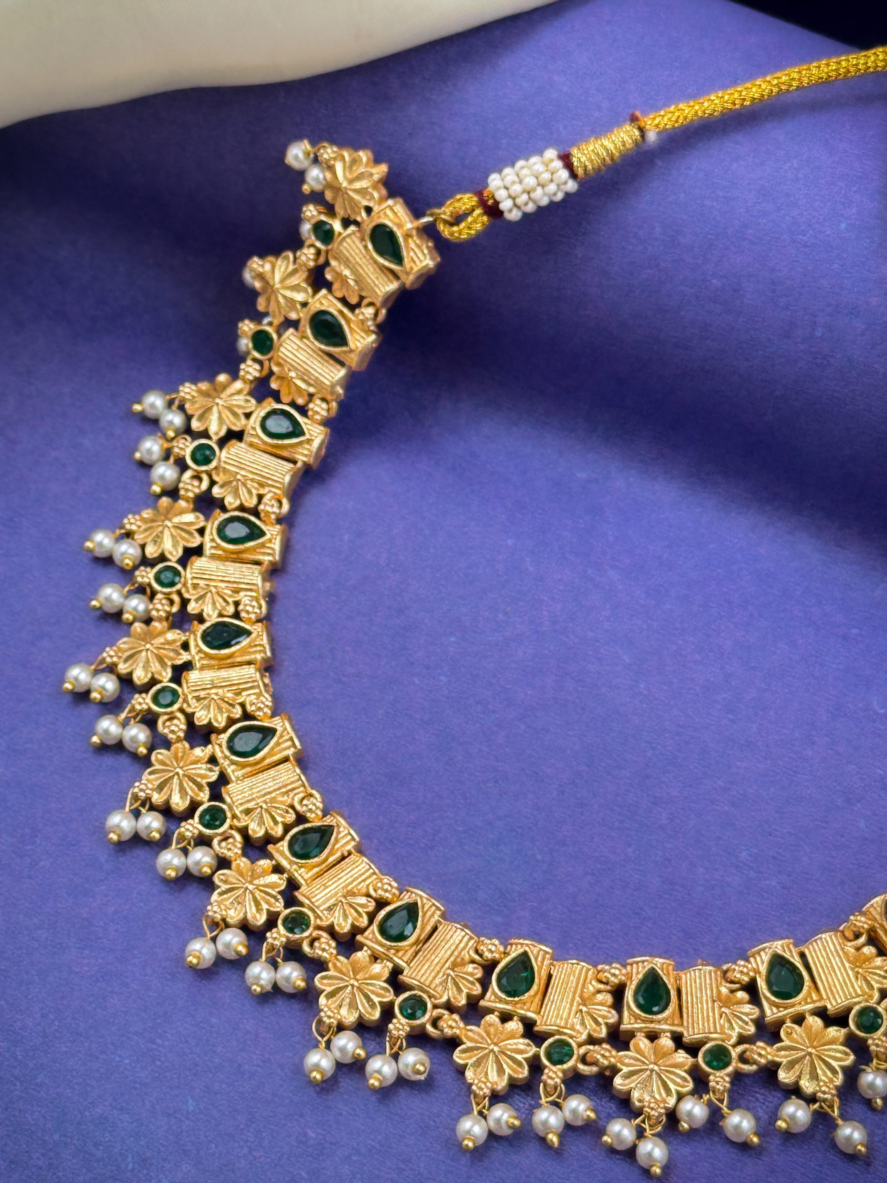 Dhriti Stone Necklace Set