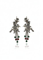 Load image into Gallery viewer, PIHU STUD EARRINGS