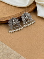 Load image into Gallery viewer, Anshika Silver Lookalike Earrings