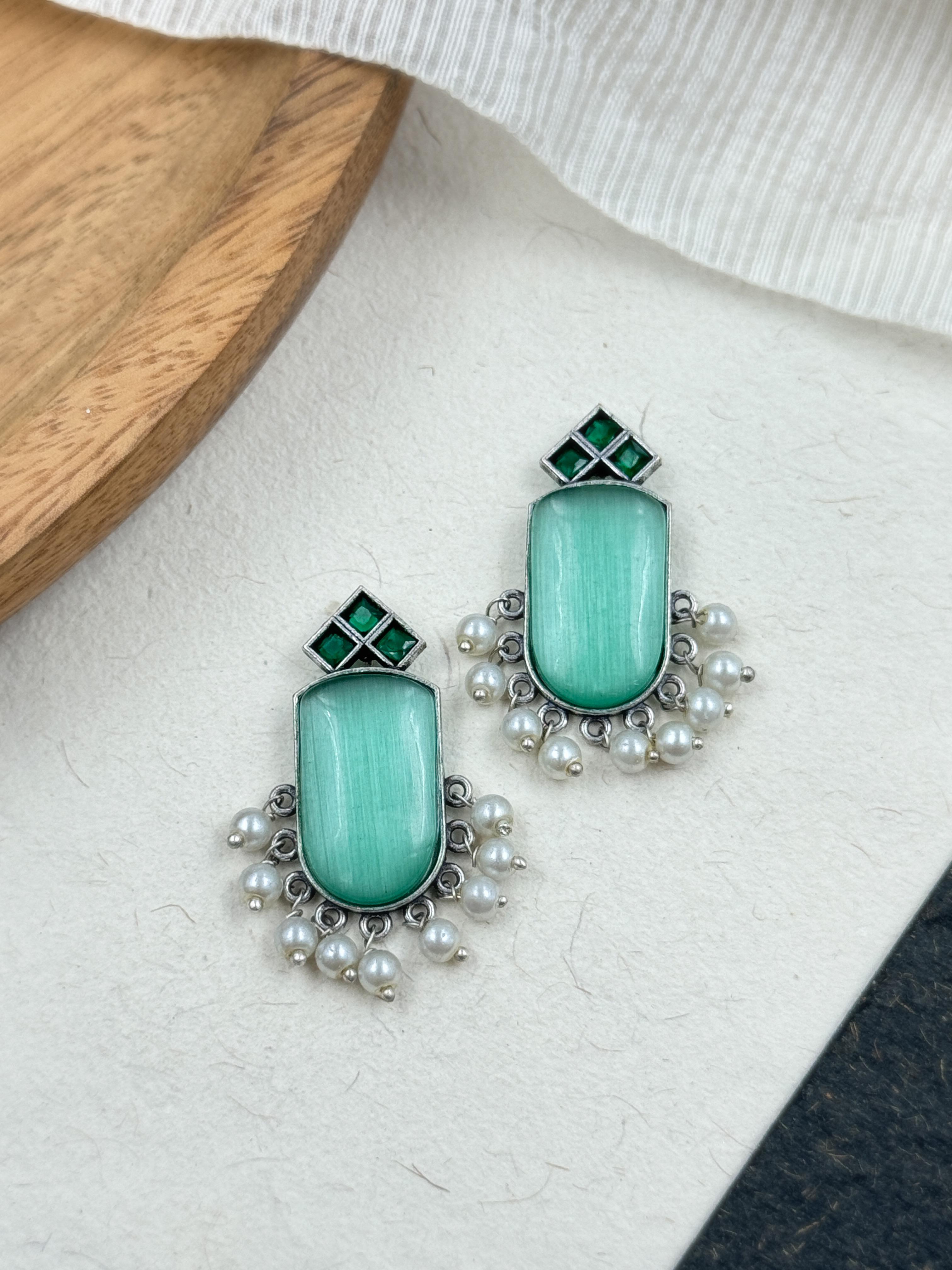 FRANY OXIDISED STUD EARRINGS