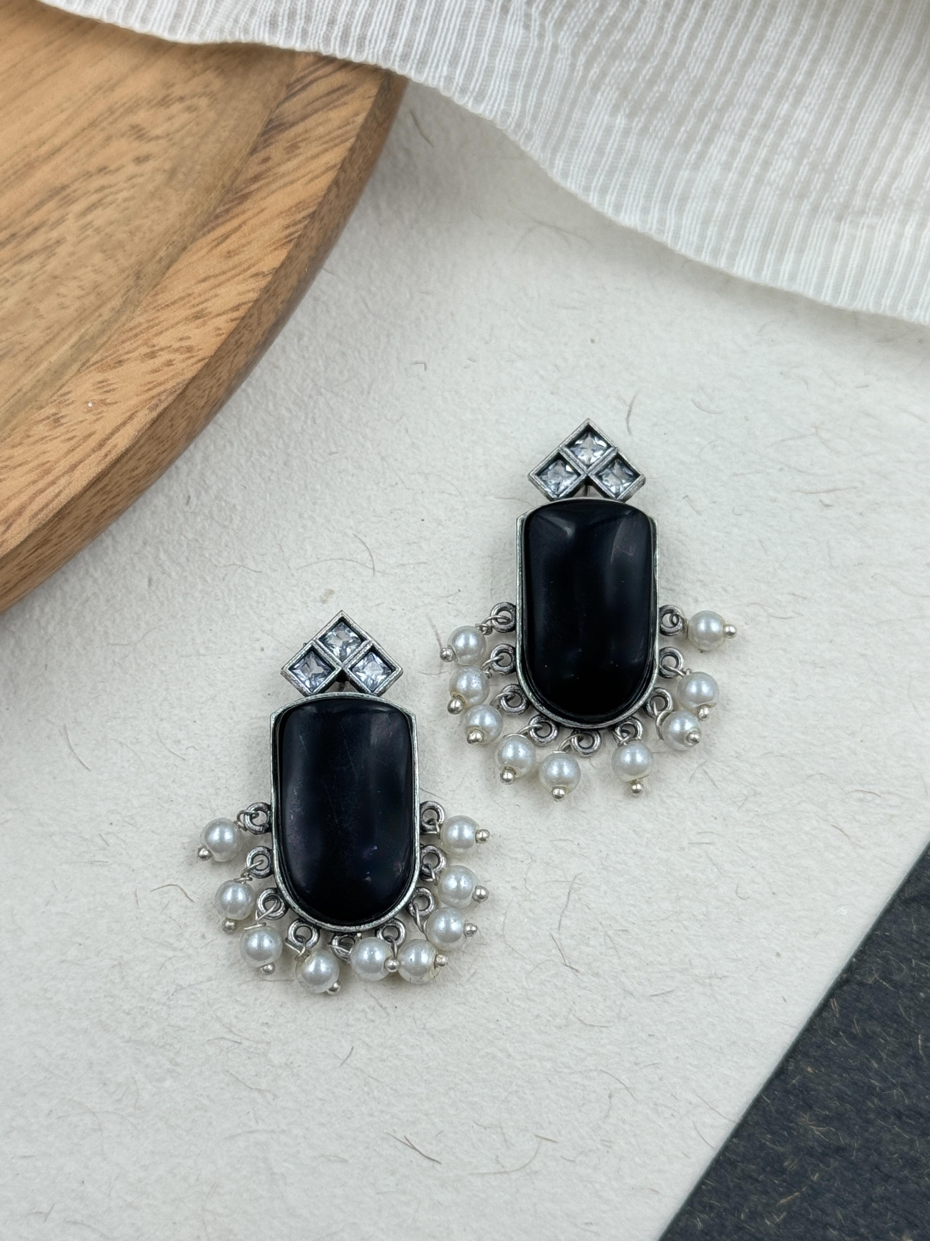 FRANY OXIDISED STUD EARRINGS