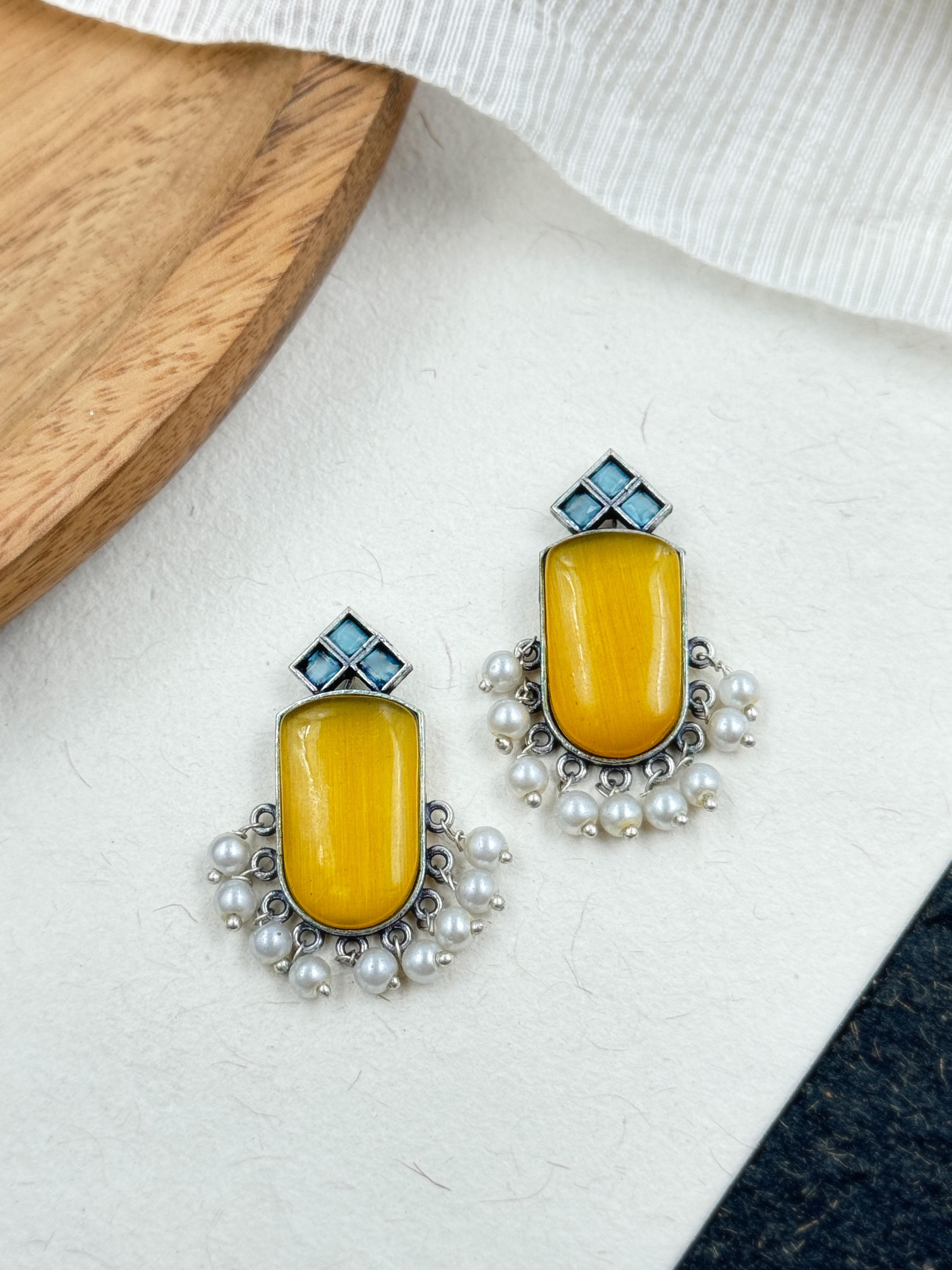 FRANY OXIDISED STUD EARRINGS