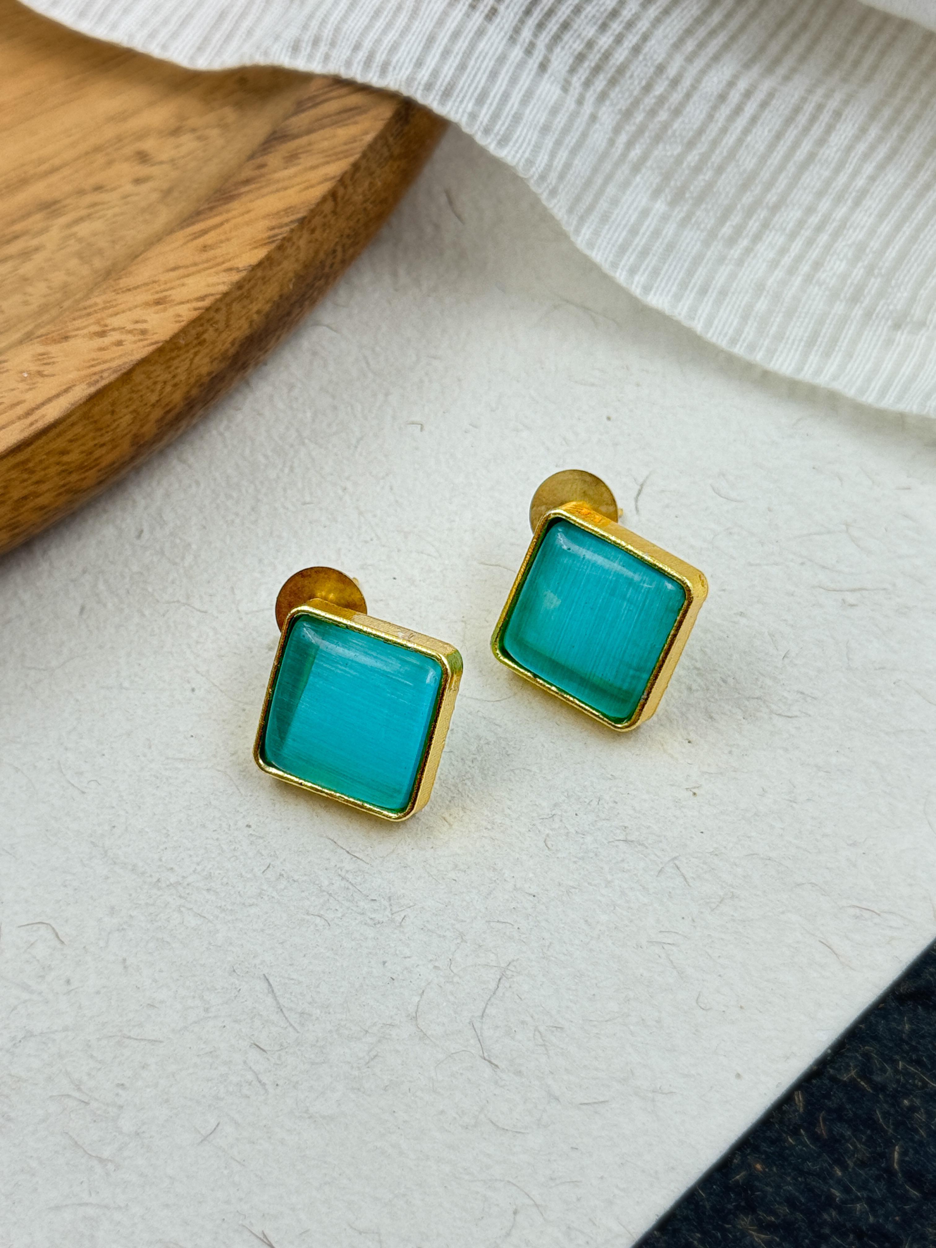 TANIA OXIDISED STUD EARRINGS