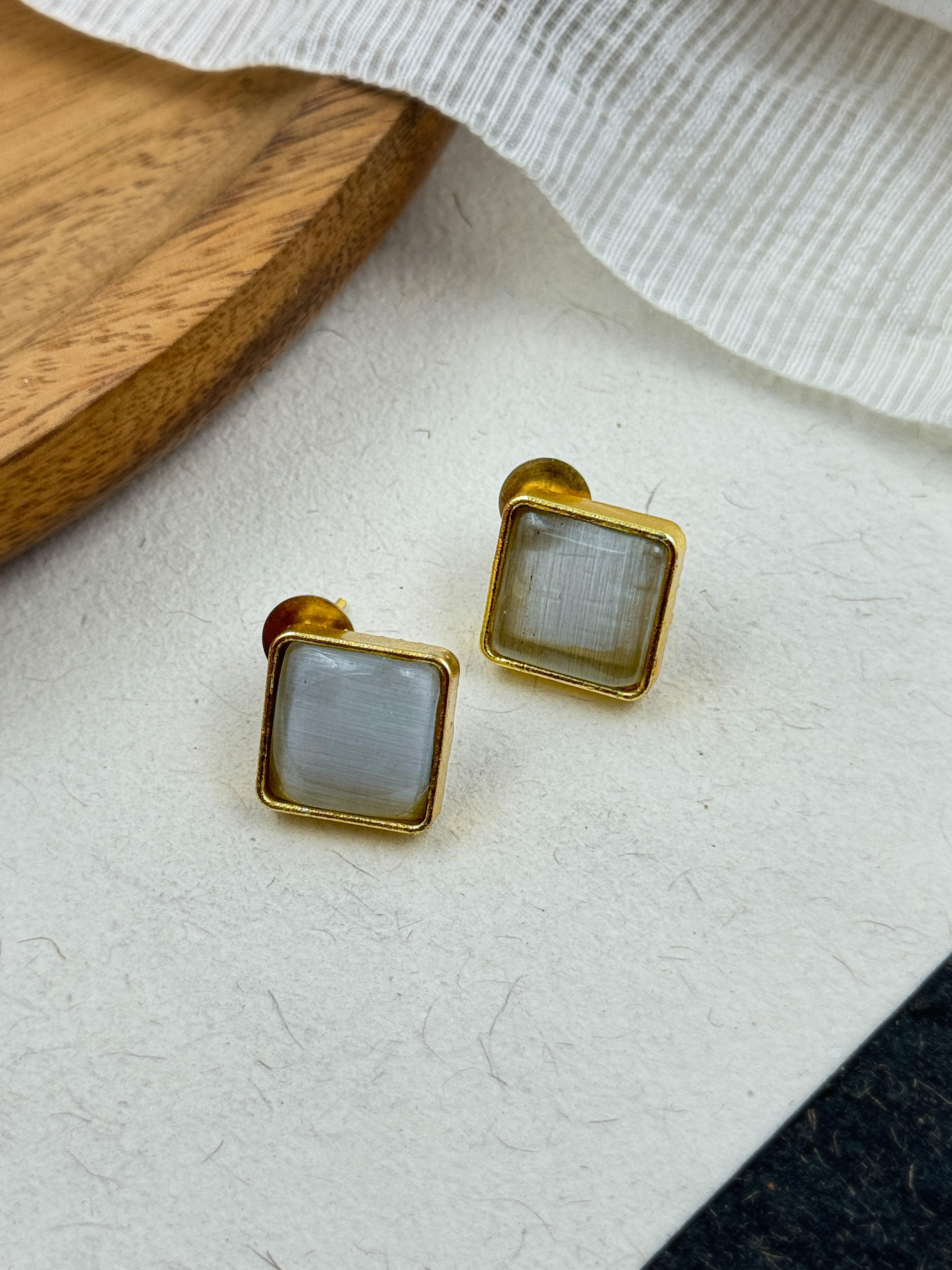 TANIA OXIDISED STUD EARRINGS