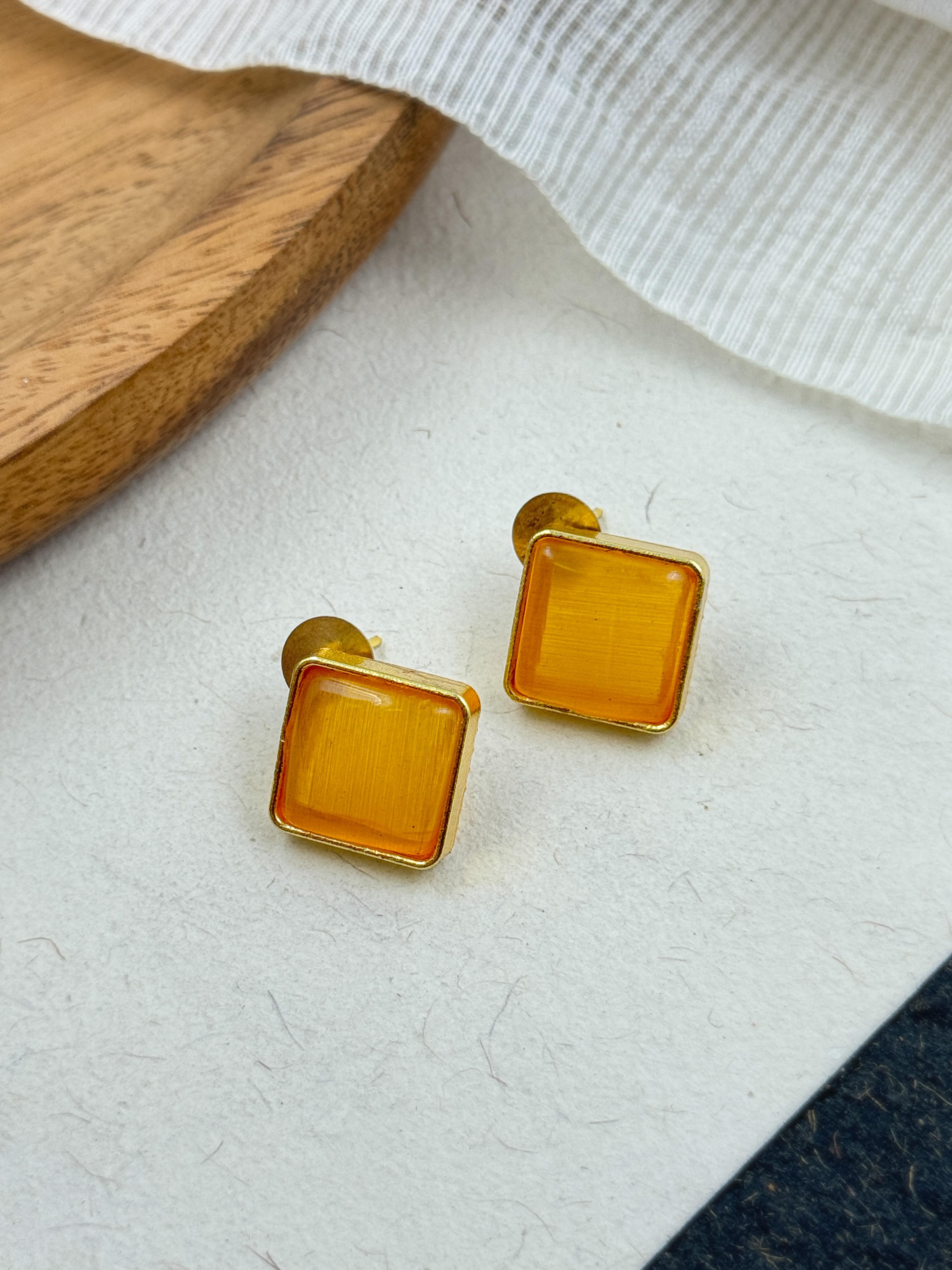 TANIA OXIDISED STUD EARRINGS