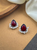 Load image into Gallery viewer, FEREL STUD EARRINGS