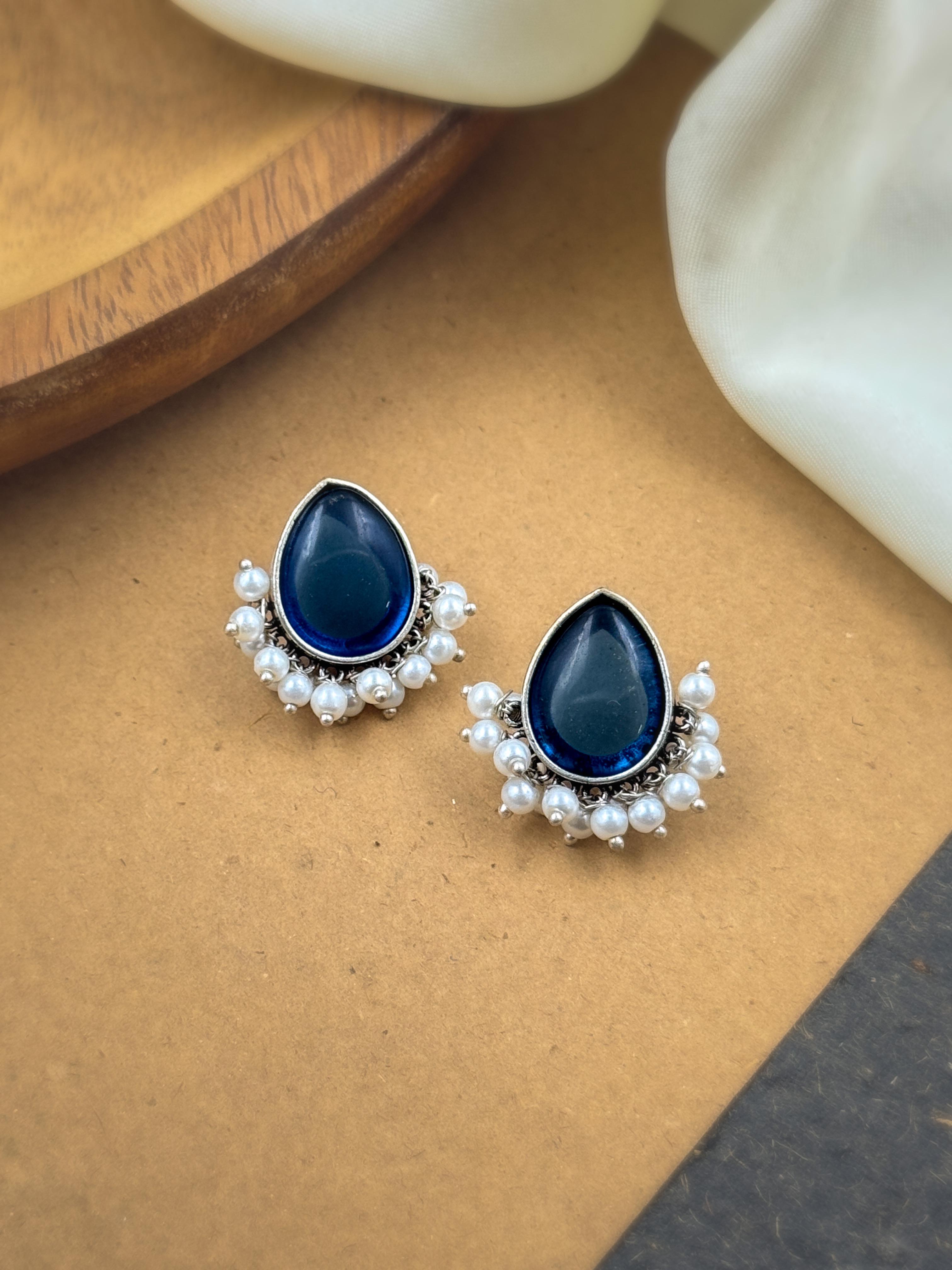 FEREL OXIDISED STUD EARRINGS