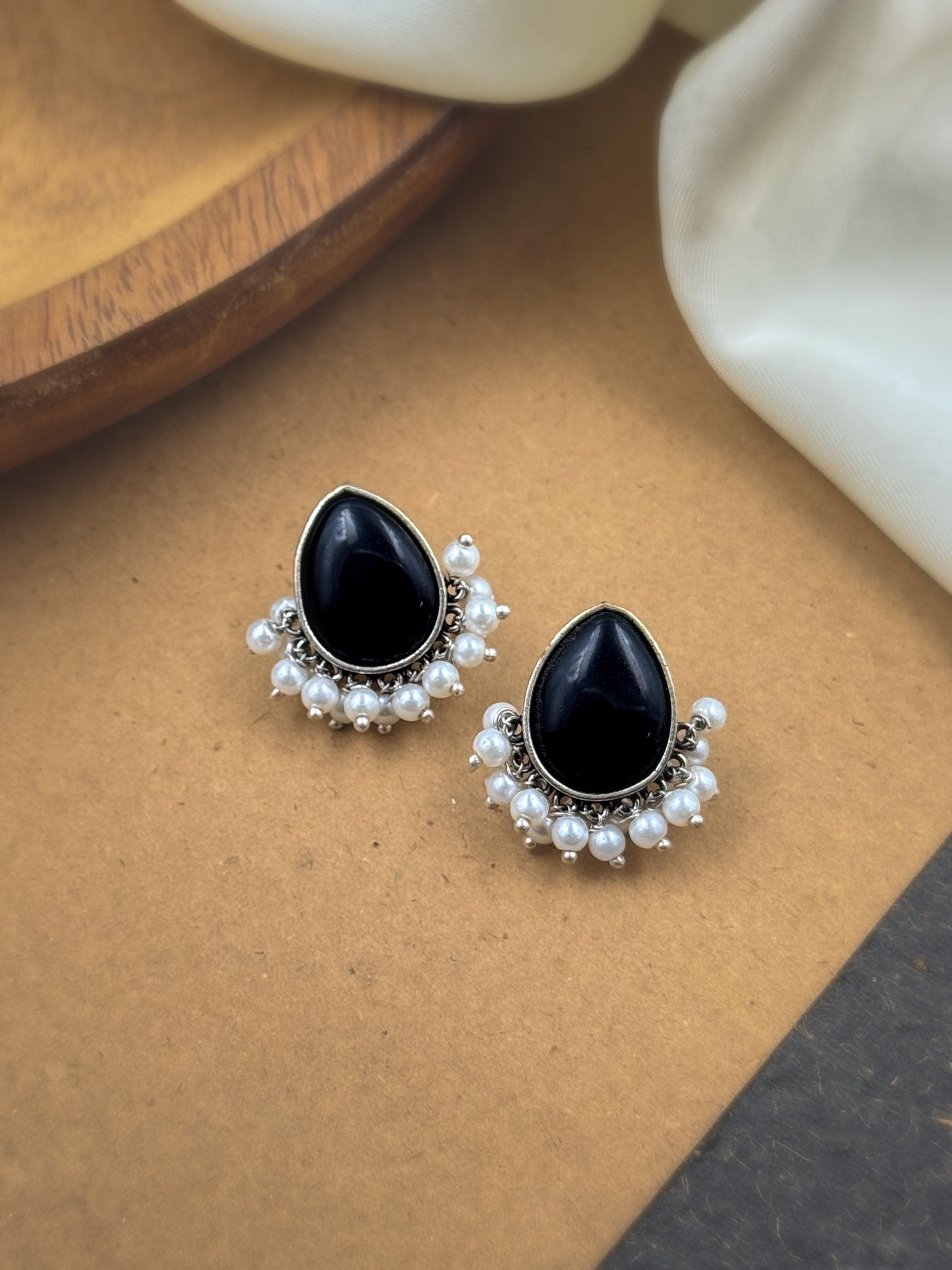 FEREL OXIDISED STUD EARRINGS