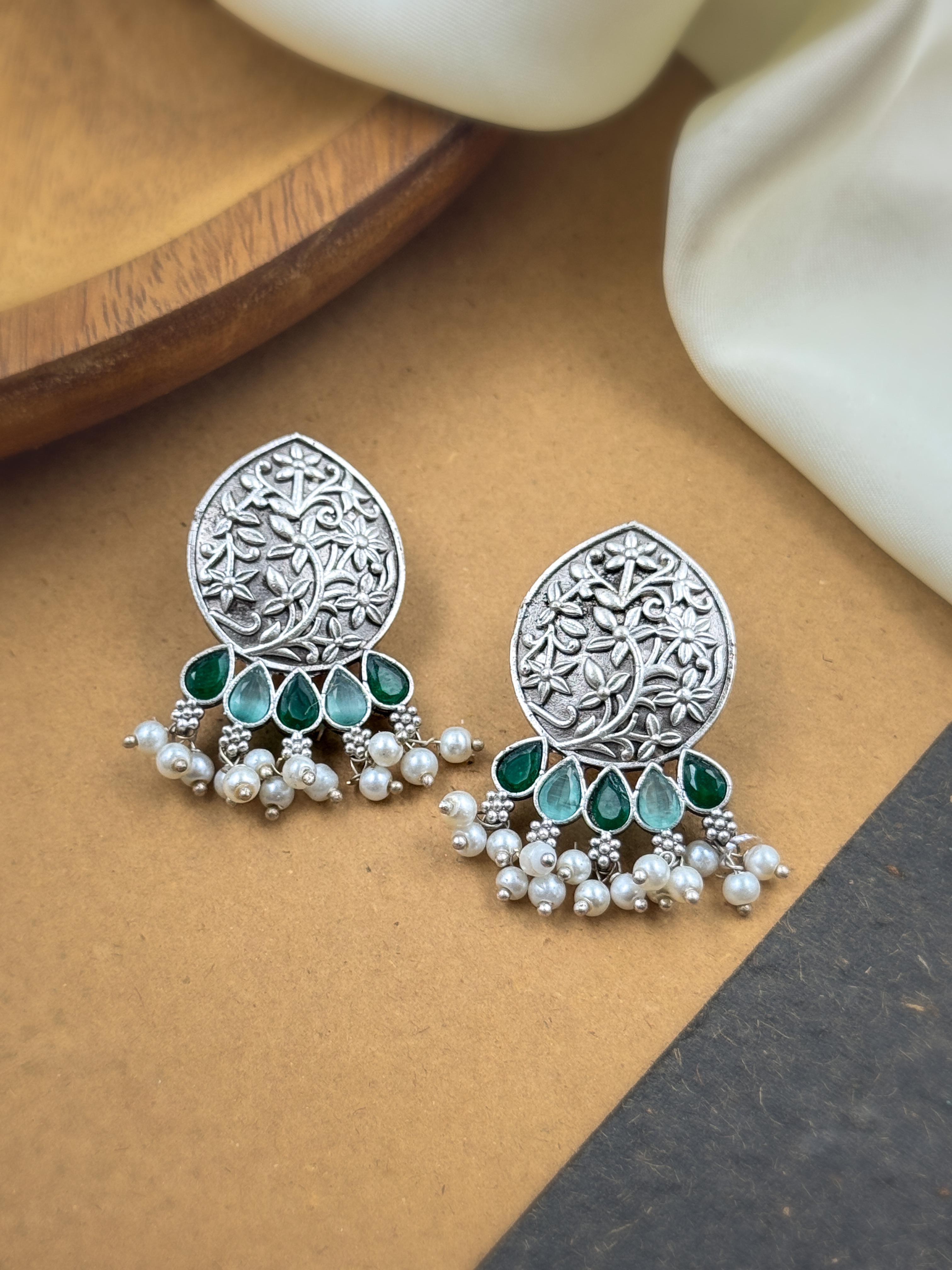 AYESHA SILVER LOOKALIKE STUD EARRINGS
