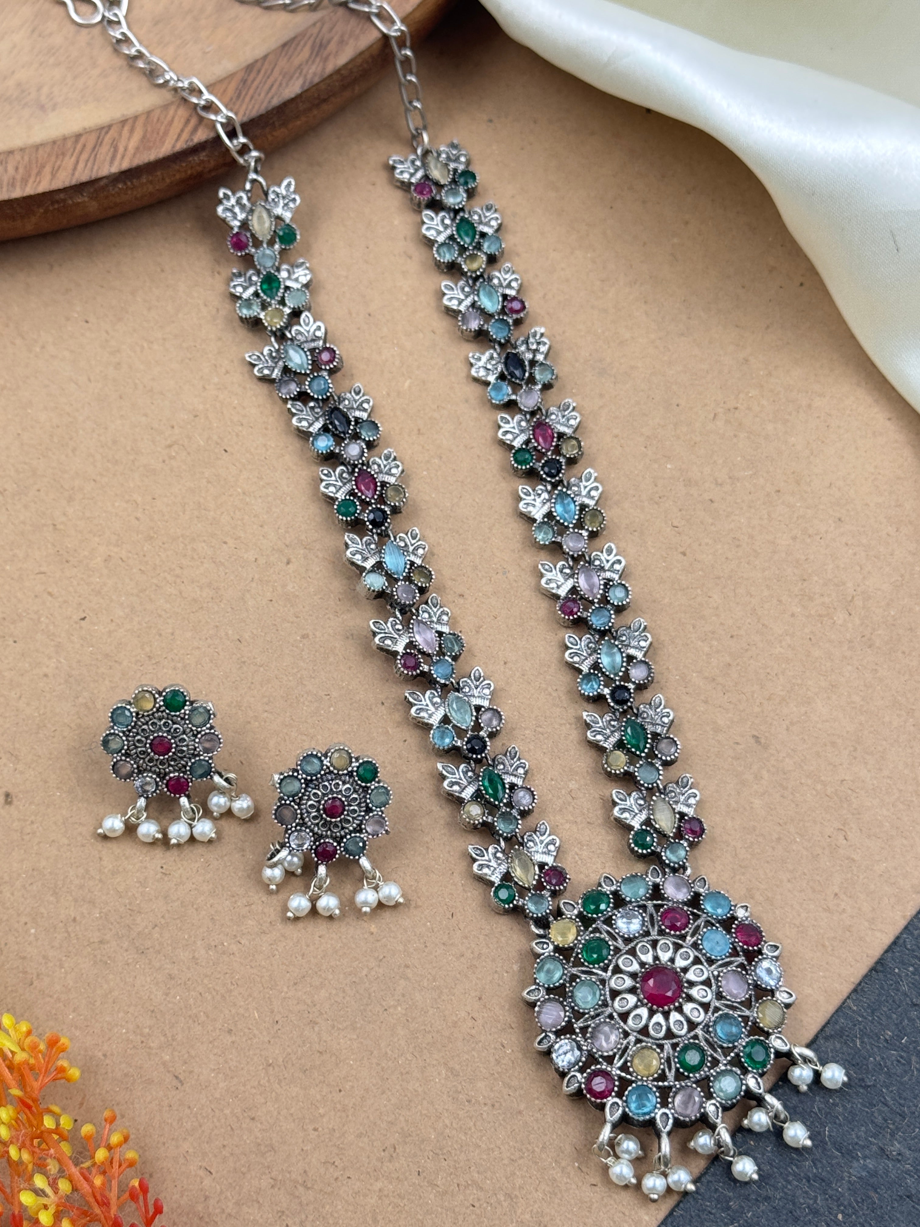 Lily Stone Necklace Set