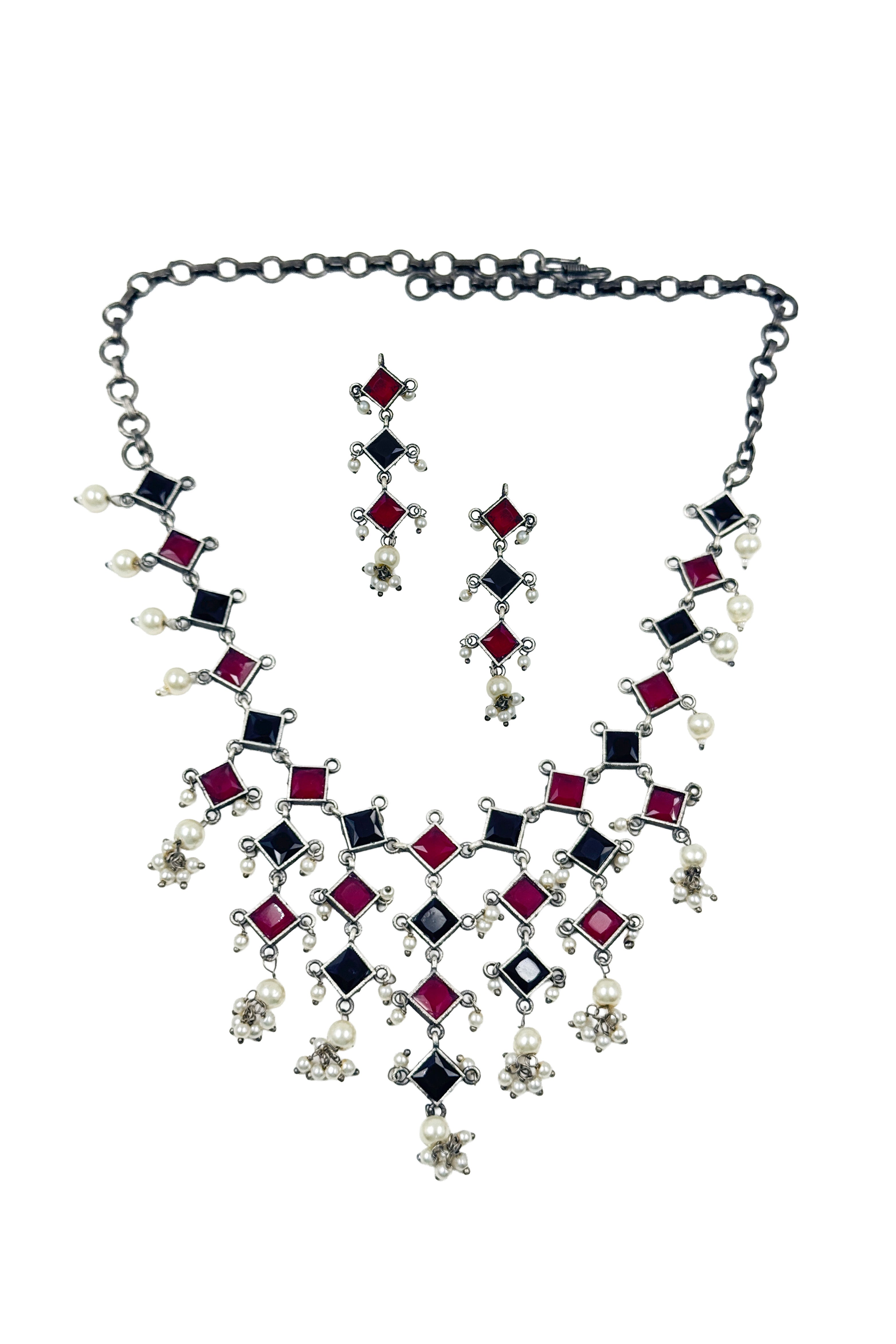 Crimson Noir Charm – Silver Lookalike Stone Necklace Set