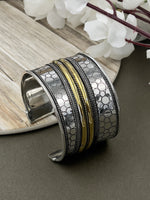 Load image into Gallery viewer, OXIDISED SILVER UNIQUE DESIGNE KADA FOR WOMEN