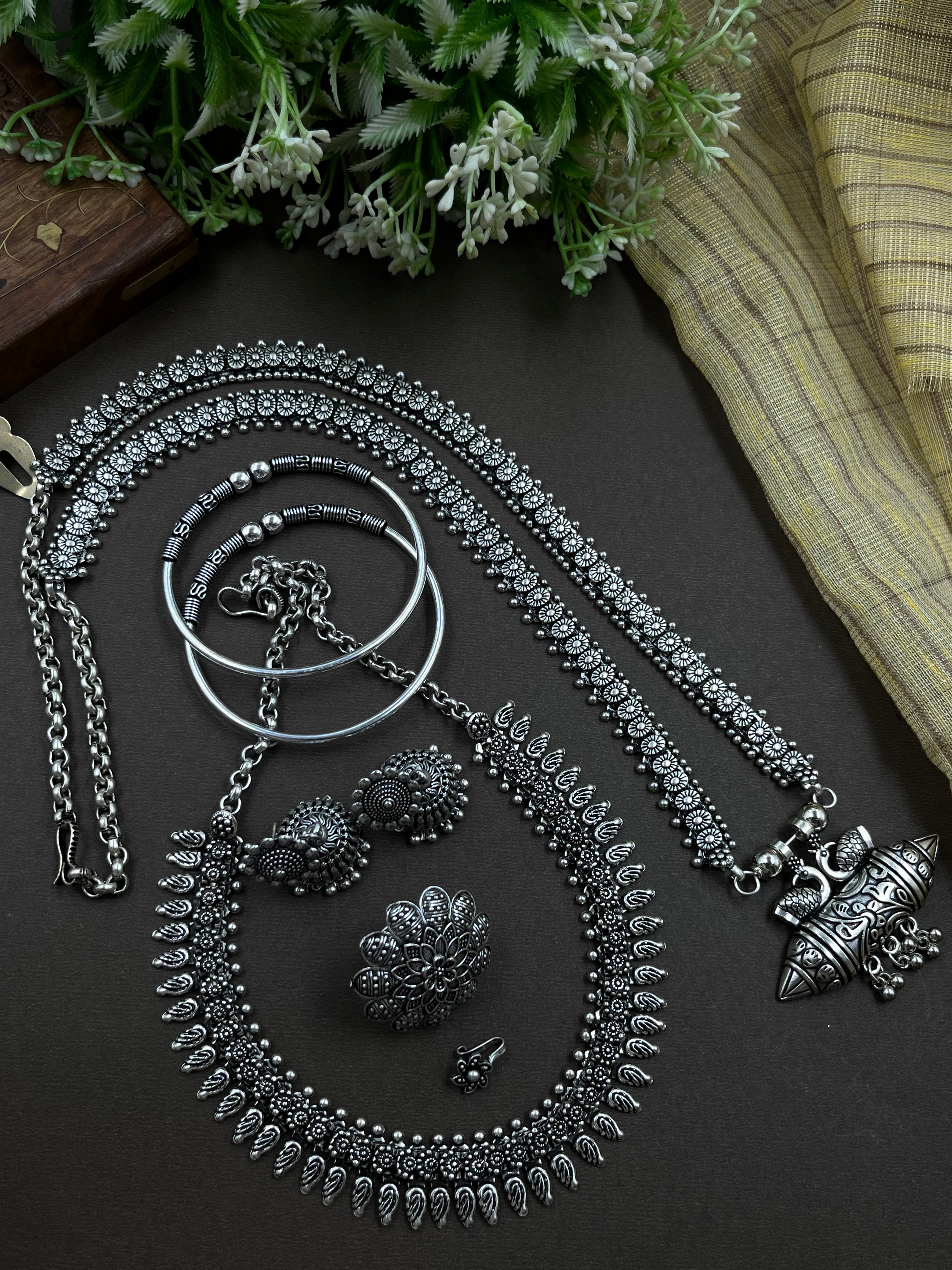 AISHWARYA 6 PIECE KOLAPURI JEWELLERY SET COMBO